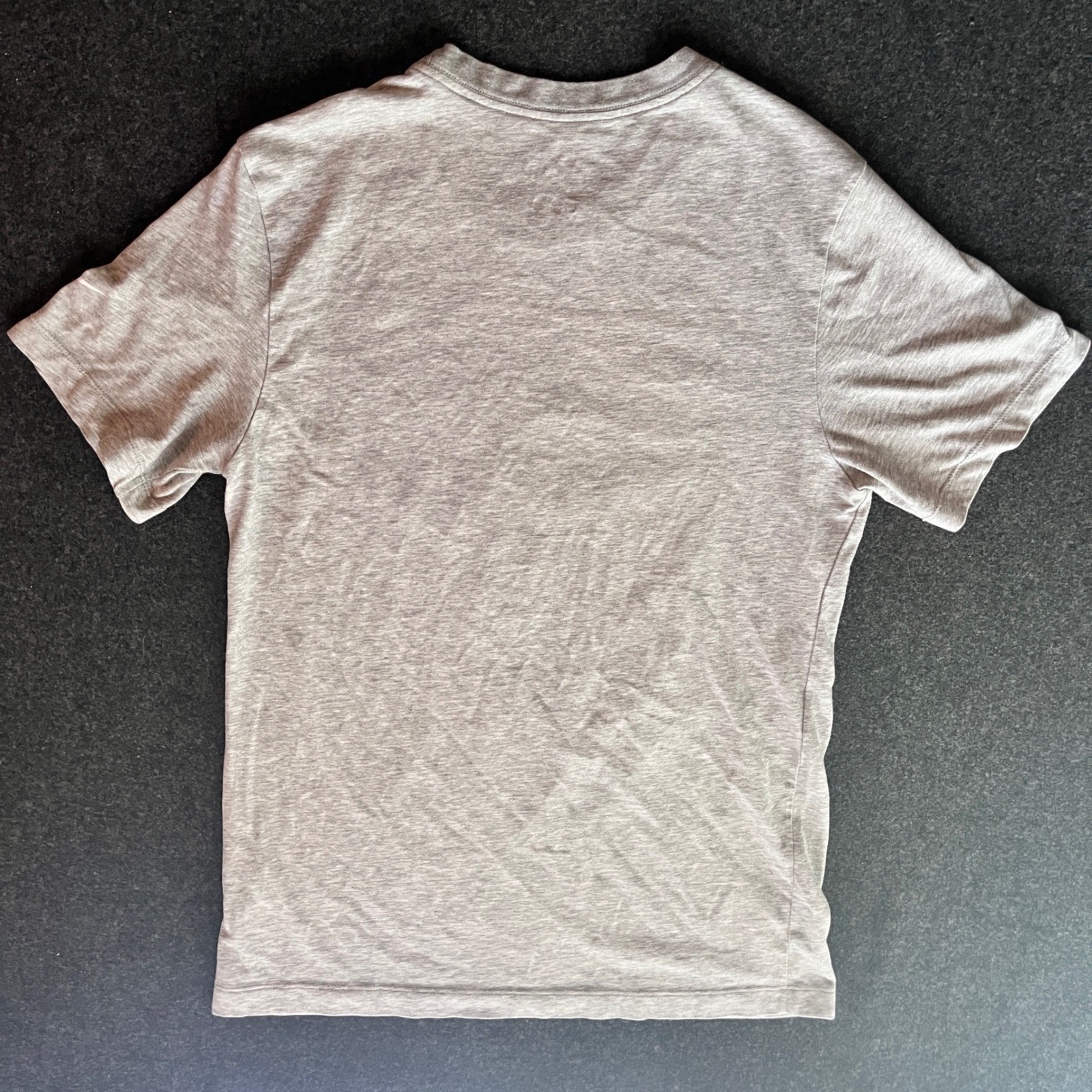 Nike Atlanta Braves T-Shirt Mens Small Grey Excellent Dri-FIT MLB BV1919-060 gallery