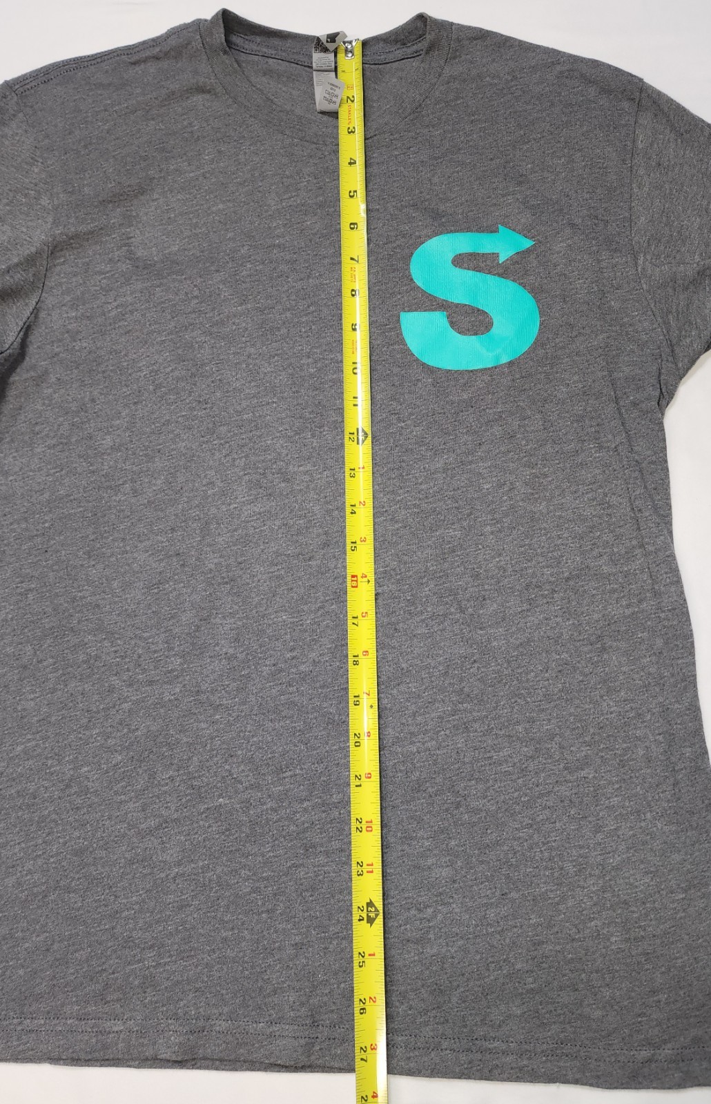 Next Level Apparel Men Charcoal Gray T-Shirt Turquoise Sherpa Size M gallery