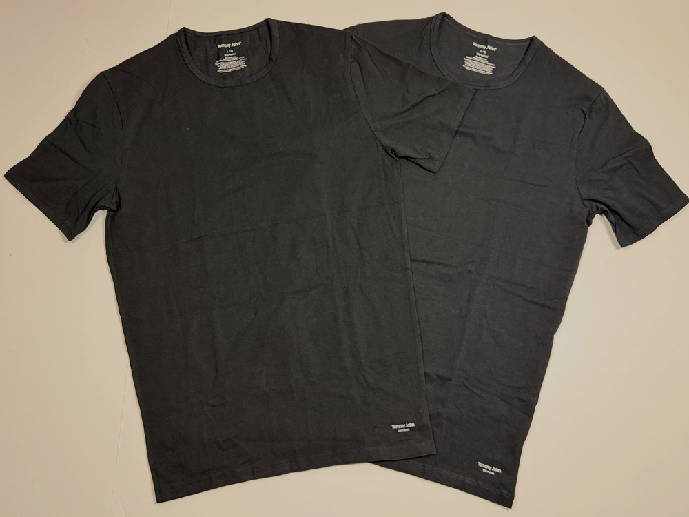 Tommy John – 2 Cotton Stretch Stay Tucked CrewNeck Undershirts – Black – Large