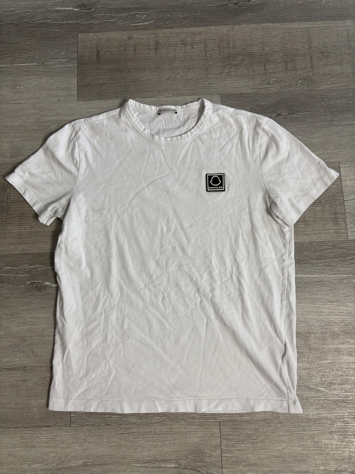 Moncler Shirt Mens Medium White Logo Patch Graphic Tee T-Shirt Designer