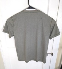 Vuori Tradewind Performance Pocket Tshirt Sage Green Stretch Men Med. Workout