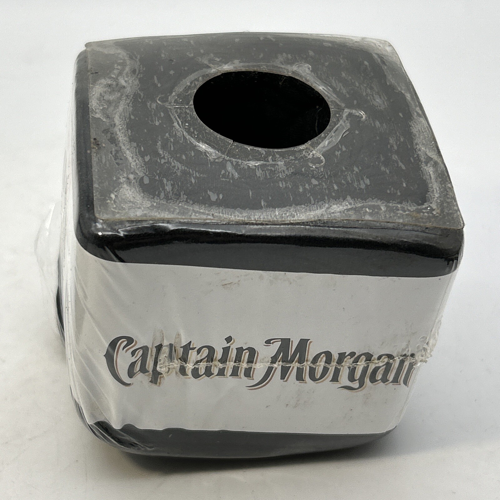 2-Vtg Captain Morgan Graphic T-Shirts Pirate Logo Front Back Rum (Size Unknown) gallery