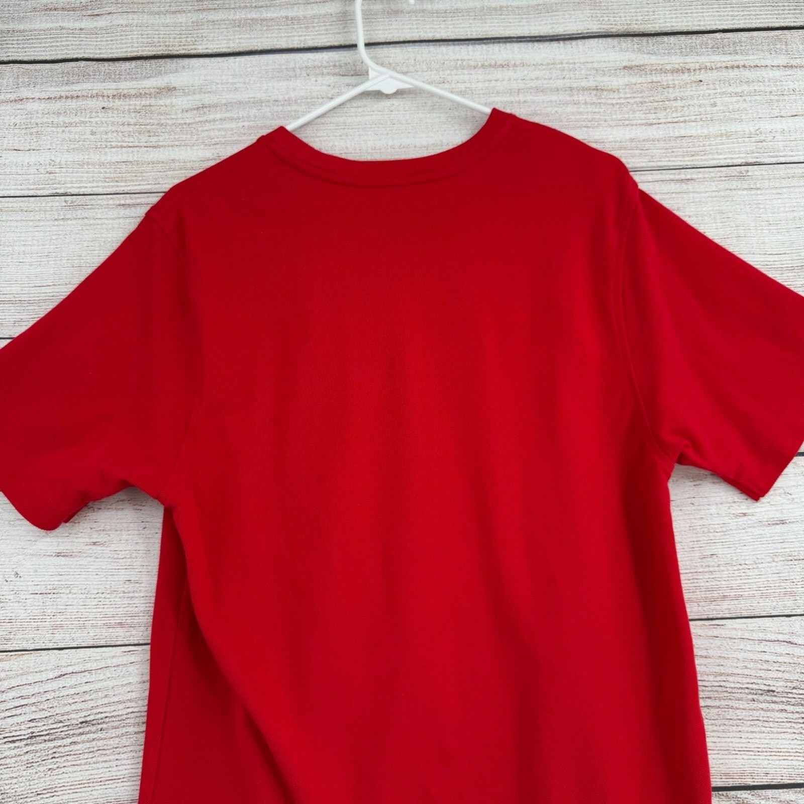Apple Employee Knit Short Sleeve T-Shirt Men's Size Medium Red gallery