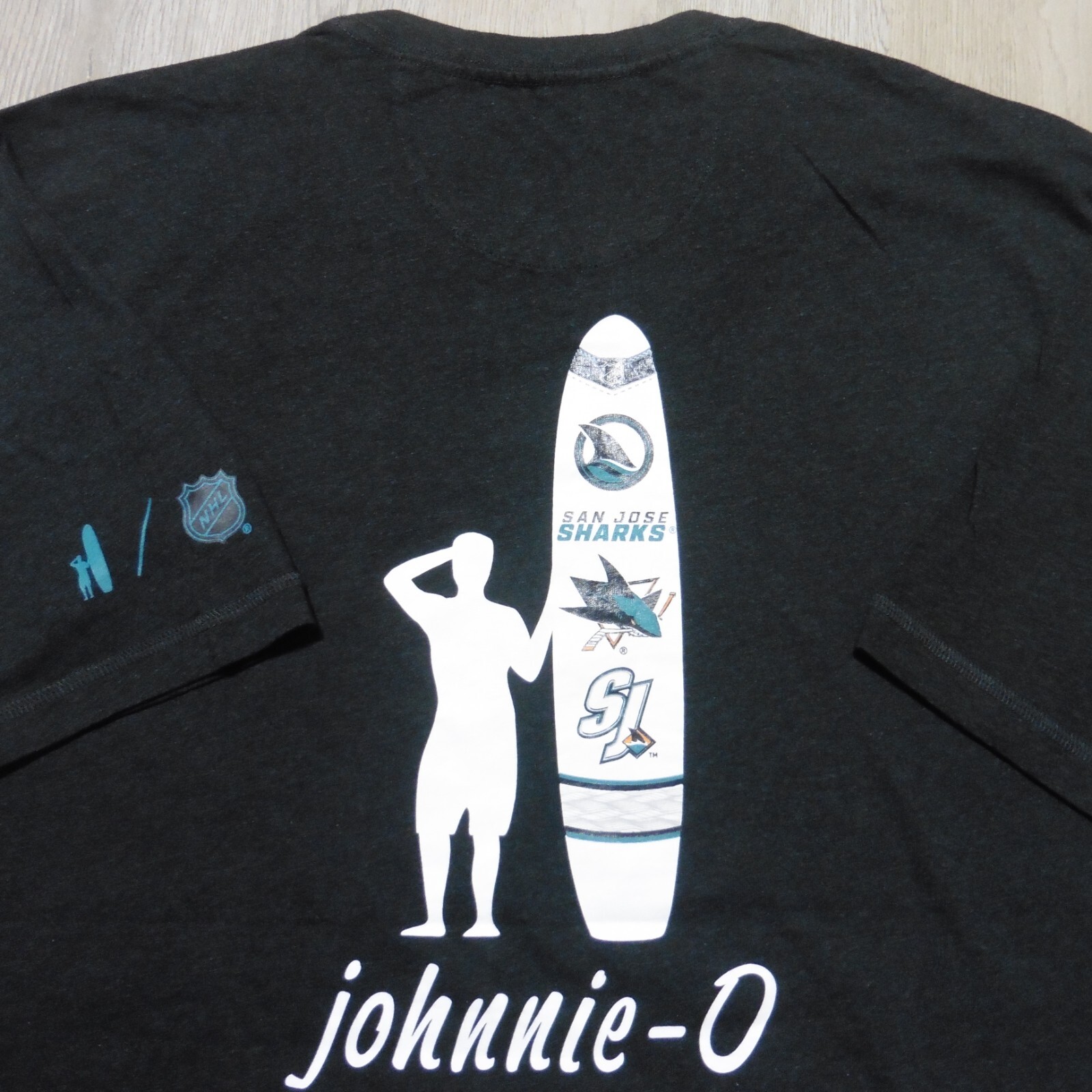 JOHNNIE O SAN JOSE SHARKS Mens L LARGE T SHIRT CHARCOAL GREY NHL HOCKEY H SPENCE