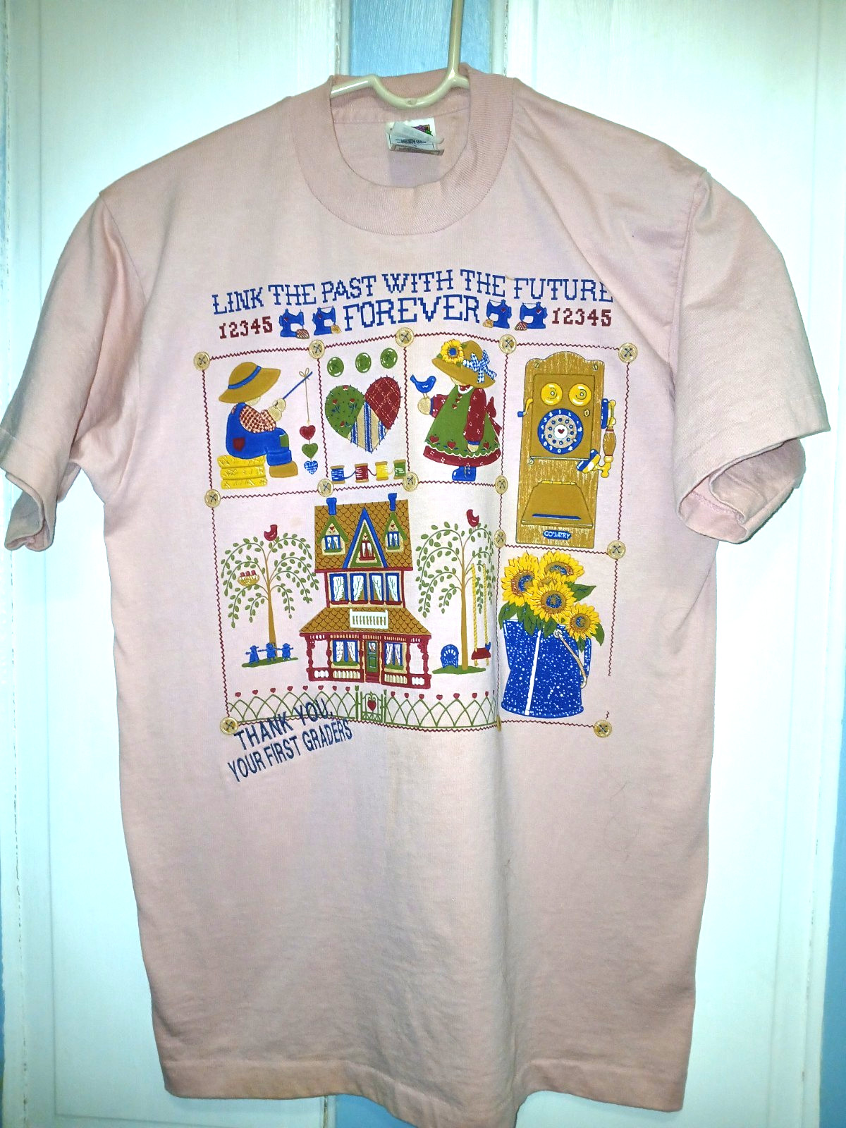 Vintage 90’s Sun flowers quilted hearts Tshirt Granny Cottage Core Teacher sz M gallery