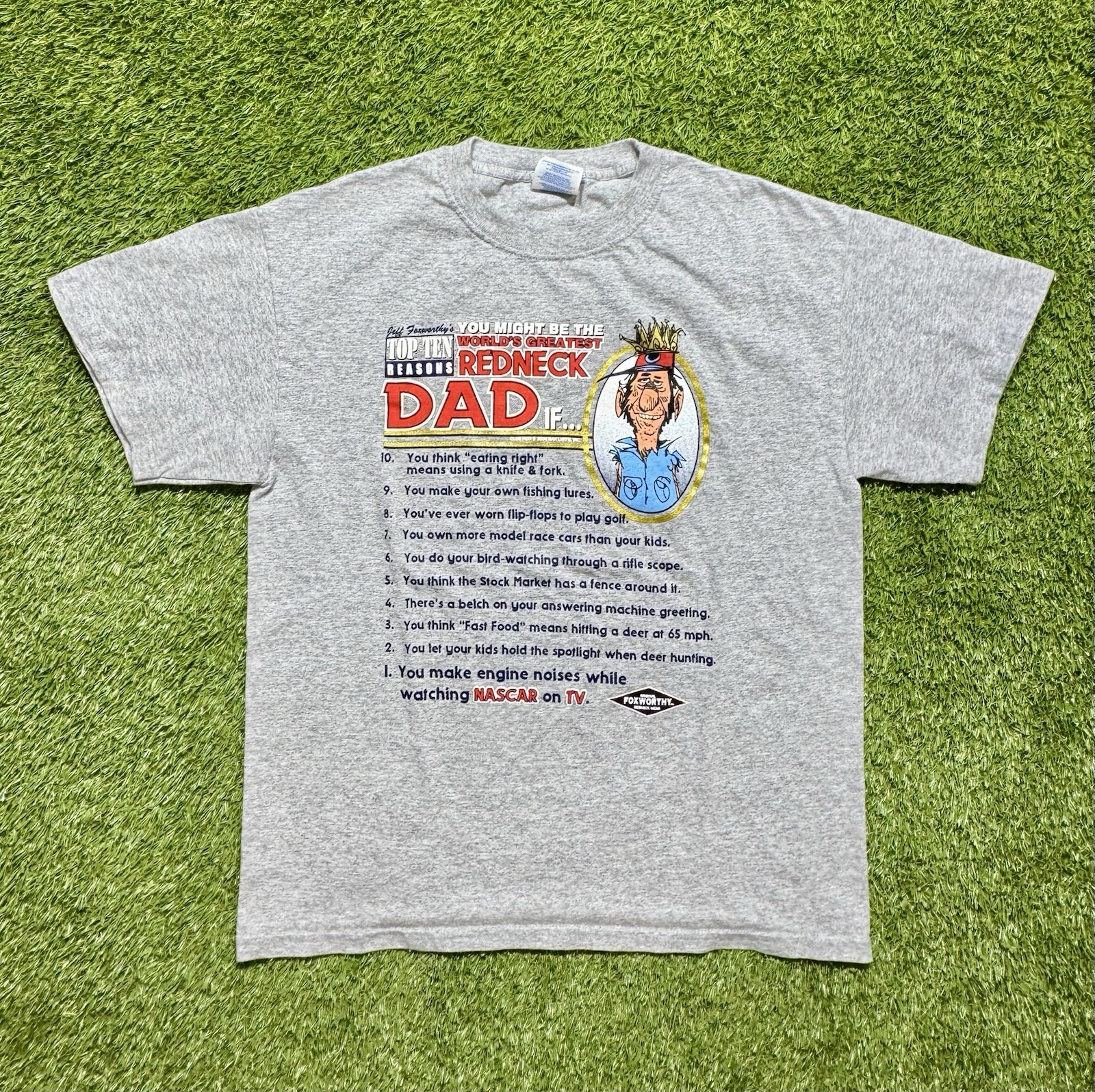 Funny Redneck Dad Men’s Graphic T-Shirt Size Medium Gray Grey NASCAR Hunting gallery