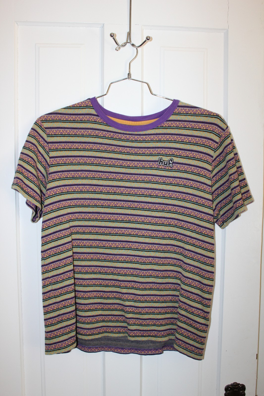 Huf Woven Stripe T-Shirt Mens Crew Neck Pullover Size MEDIUM Geometric Designs gallery