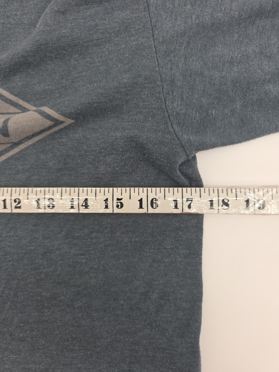 Hang Ten T Shirt Men Small Gray Graphic Tee.#43954 gallery