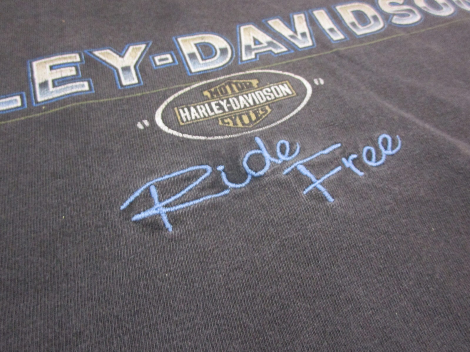 Vintage 1990s Harley Davidson Motorcycles Ride Free Embroidered Ohio T Shirt (L) gallery