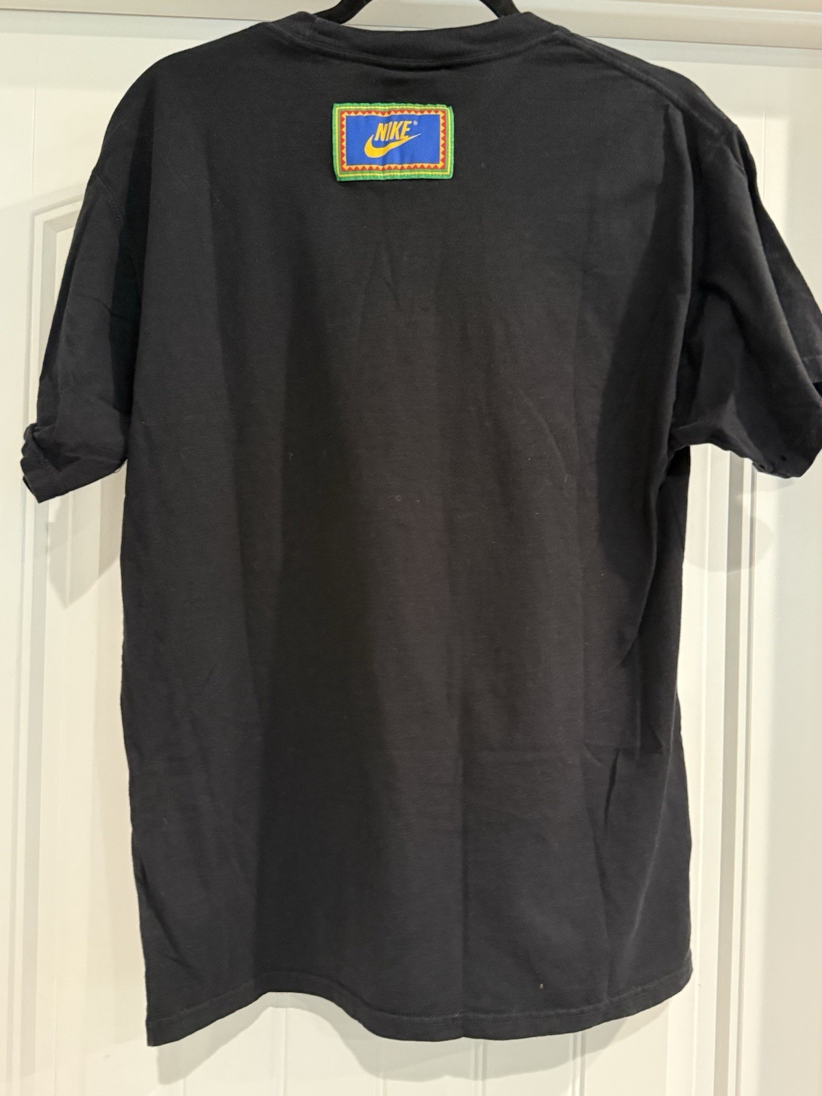 Nike Sportswear Just Do It Shirt Mens Small Black Geometric Peace Sign Tee Patch gallery