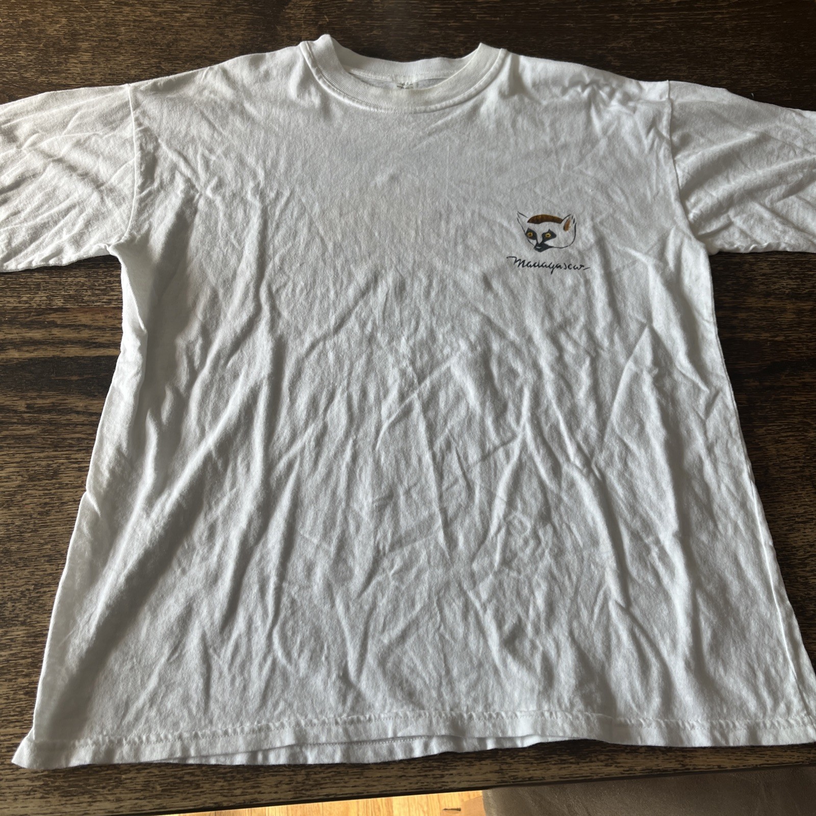 Vintage Madagascar Lemurs Shirt Sz XL Tourist Tee Funny 90s gallery