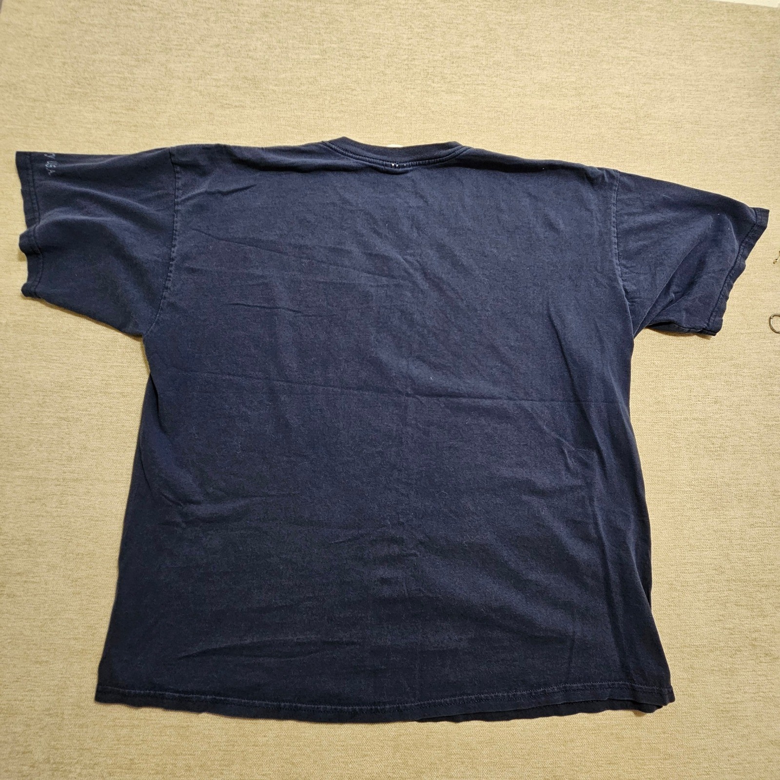 Gildan Vintage Wolf Howling Graphic T-Shirt Men 2XL Navy Blue Bear Country USA * gallery