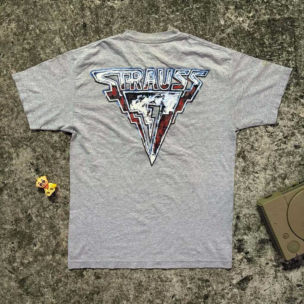 Levi’s Red Tab Tee Mens M Heather Grey Big Back Strauss Lightning Graphic FREE S
