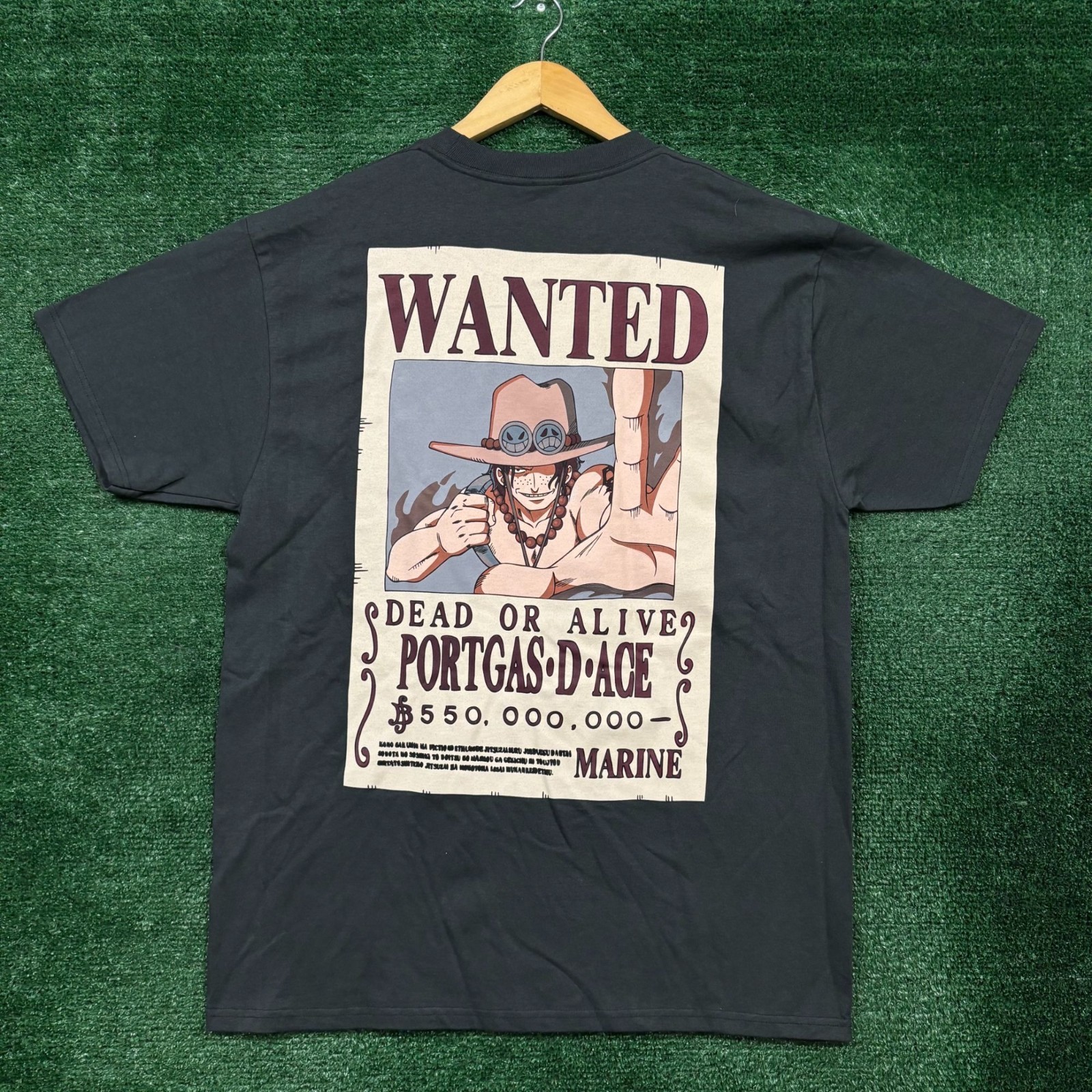 One Piece Wanted Poster T-Shirt Size Large gallery