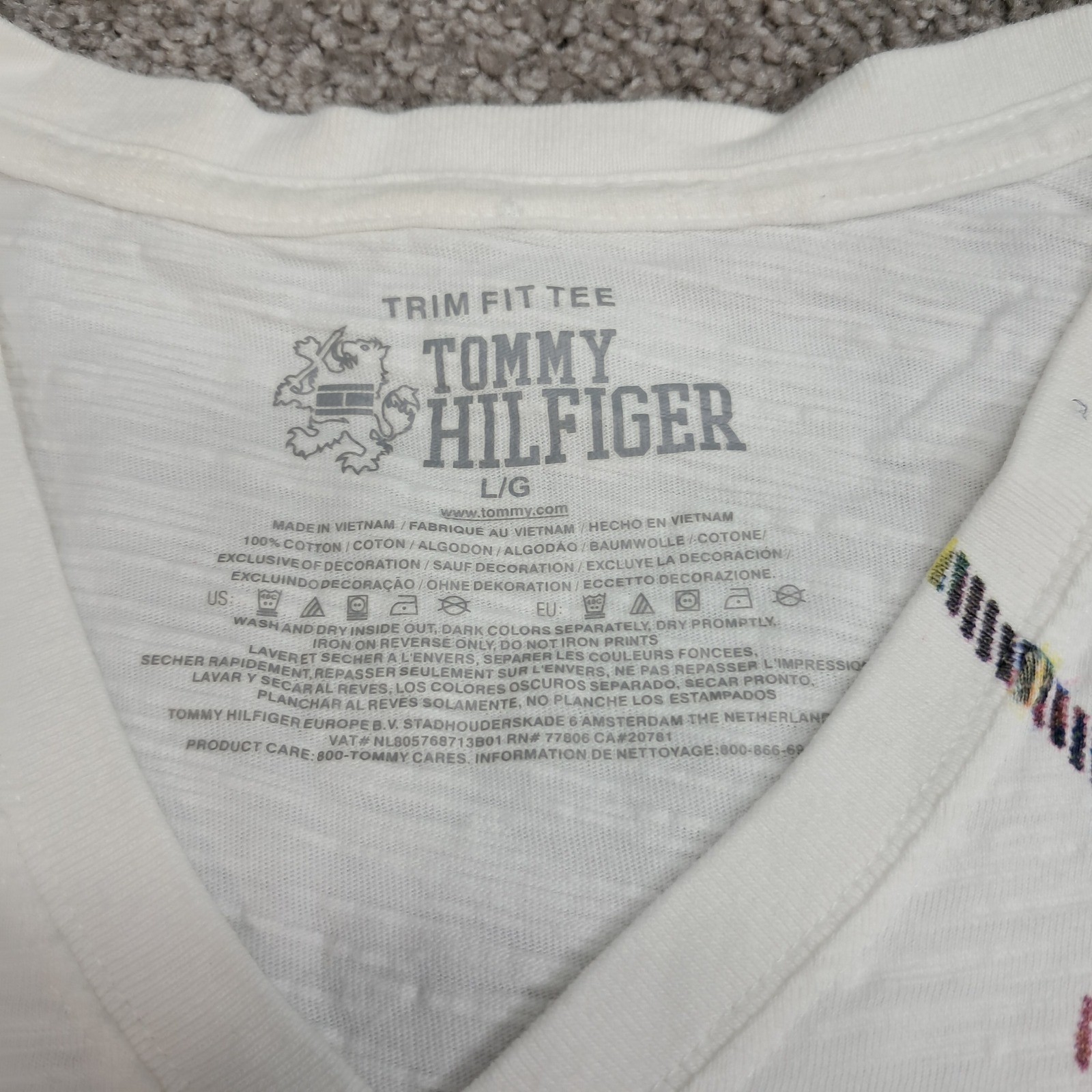 Tommy Hilfiger Mens White Graphic V-Neck Long Sleeve Trim Fit Tee Shirt Large gallery