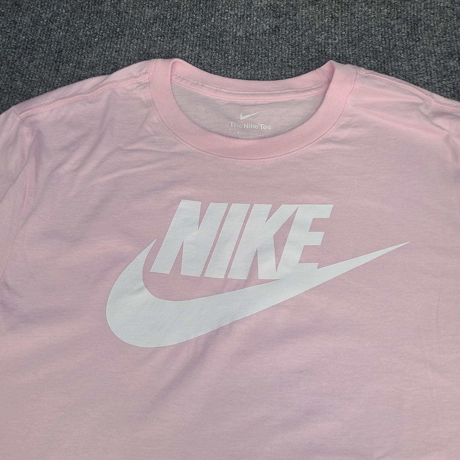 Nike Shirt Mens Medium Light Pink White Futura Logo Sportswear Cotton Tee gallery