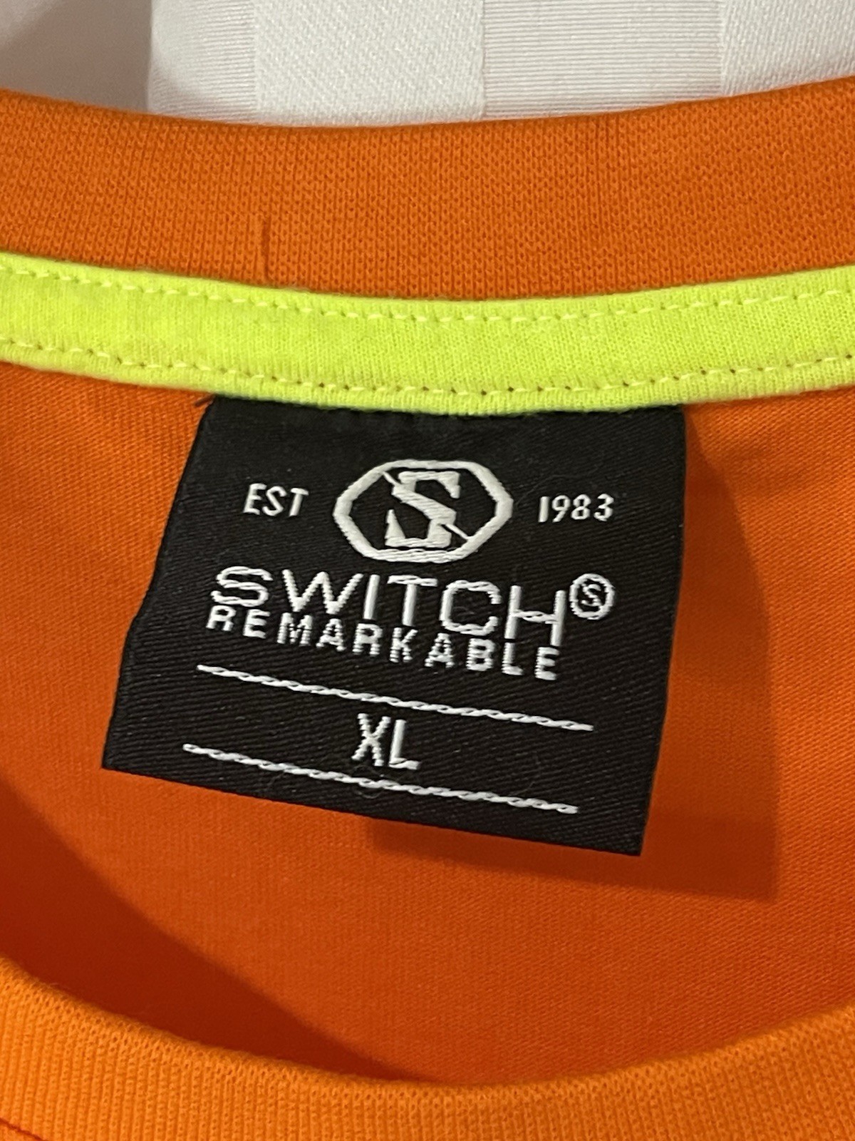 Vintage Switch Remarkable Buckle Pocket Strap T-shirt Orange Black XL Yellow gallery