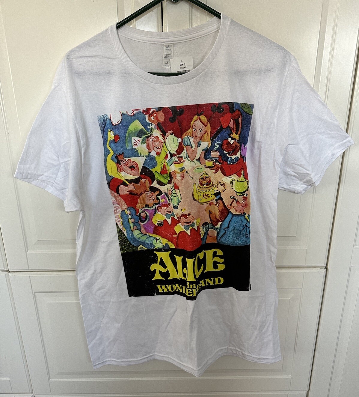 Alice In Wonderland Mad Hatter TShirt Mens L Large NWT New With Tags 100% Cotton gallery