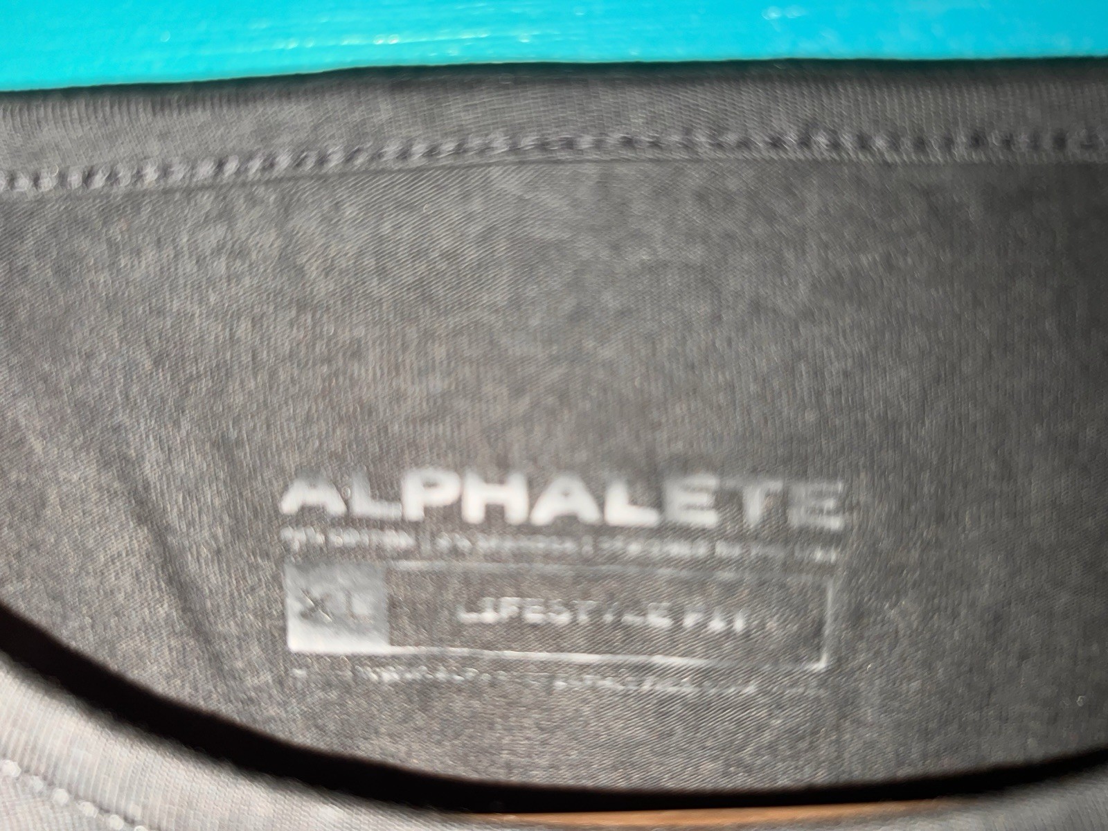 Men's XL Alphalete Lifestyle Fit TShirt Black Short Sleeved Scoop Neck gallery
