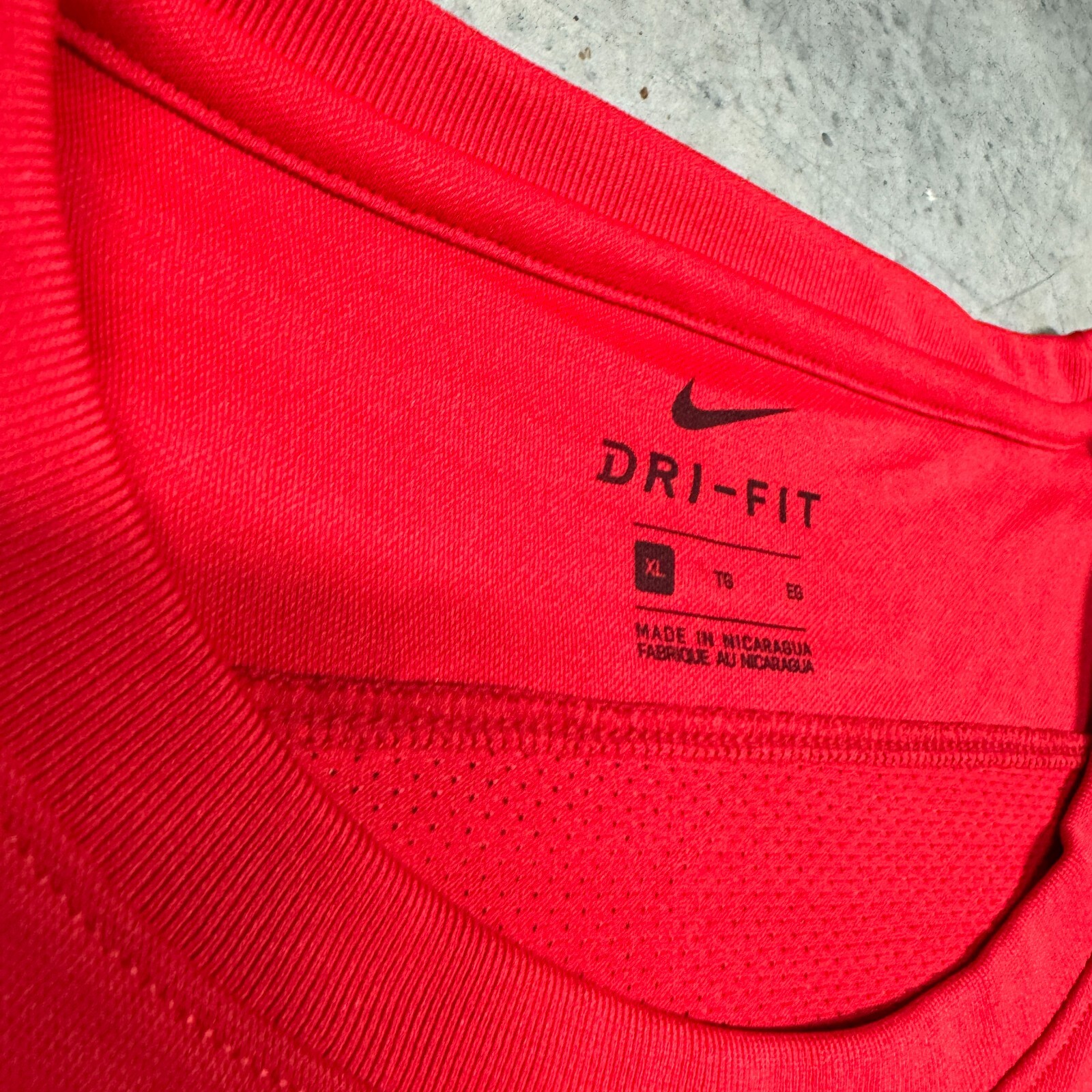 FCA Fellowship of Christian Athletes Nike Shirt NEW Men XL Red CAPTAIN 21 gallery