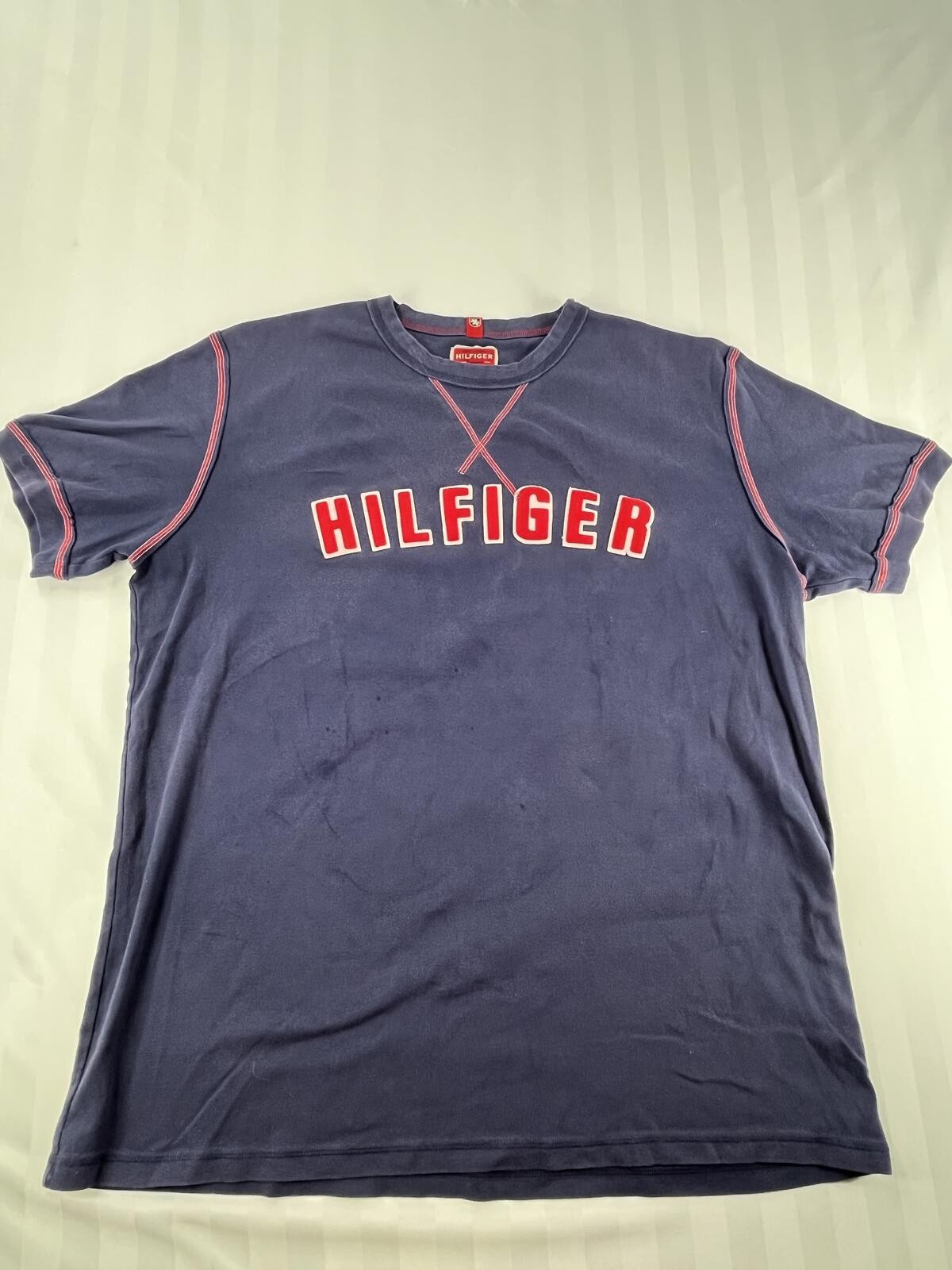 Tommy Hilfiger Y2K Vintage Navy Red Stitch Logo T-Shirt Size XL gallery