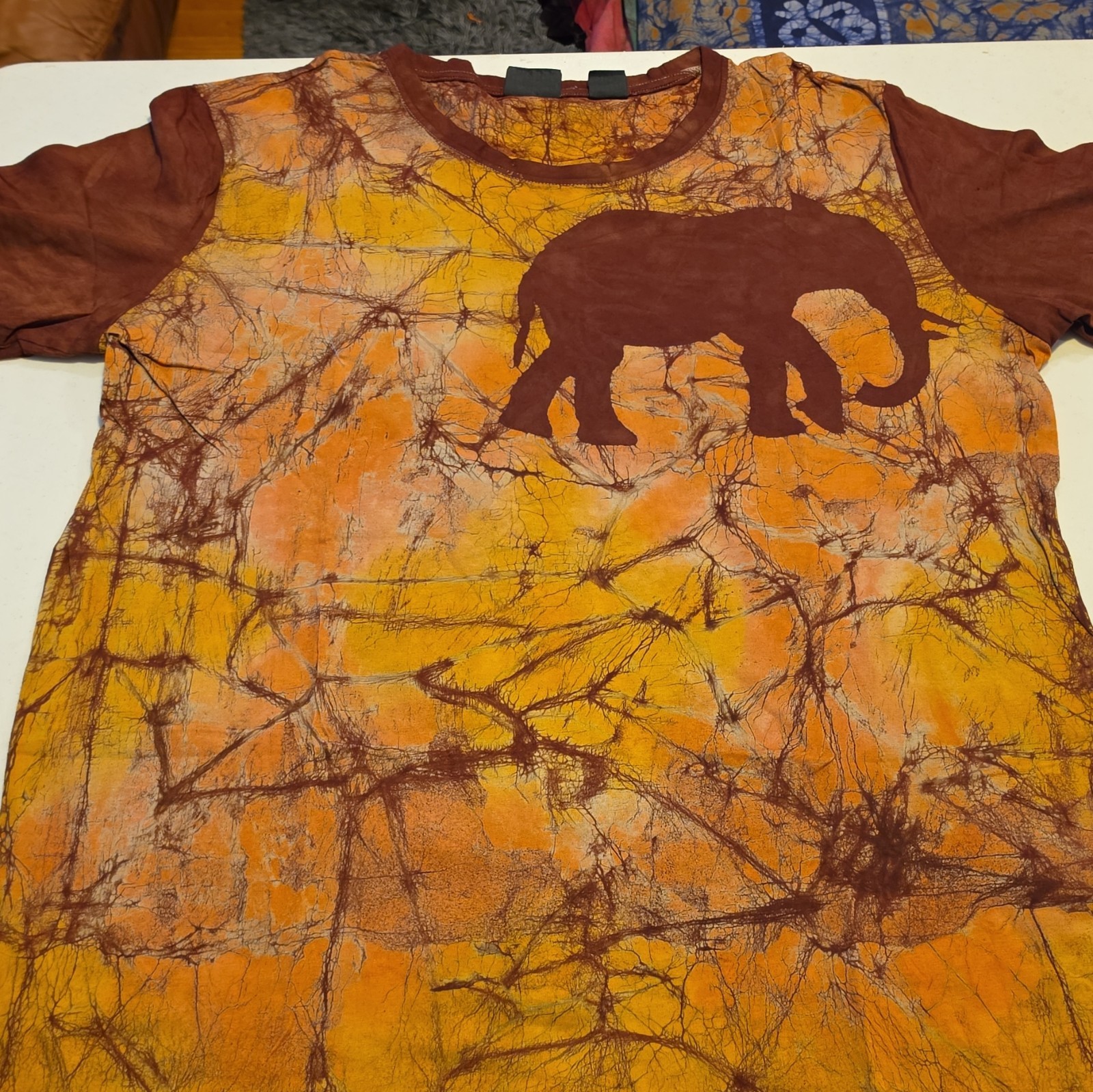 Men's XL Orange Yellow Brown Elephant Graphic Cotton Knit Crew Neck Tee gallery