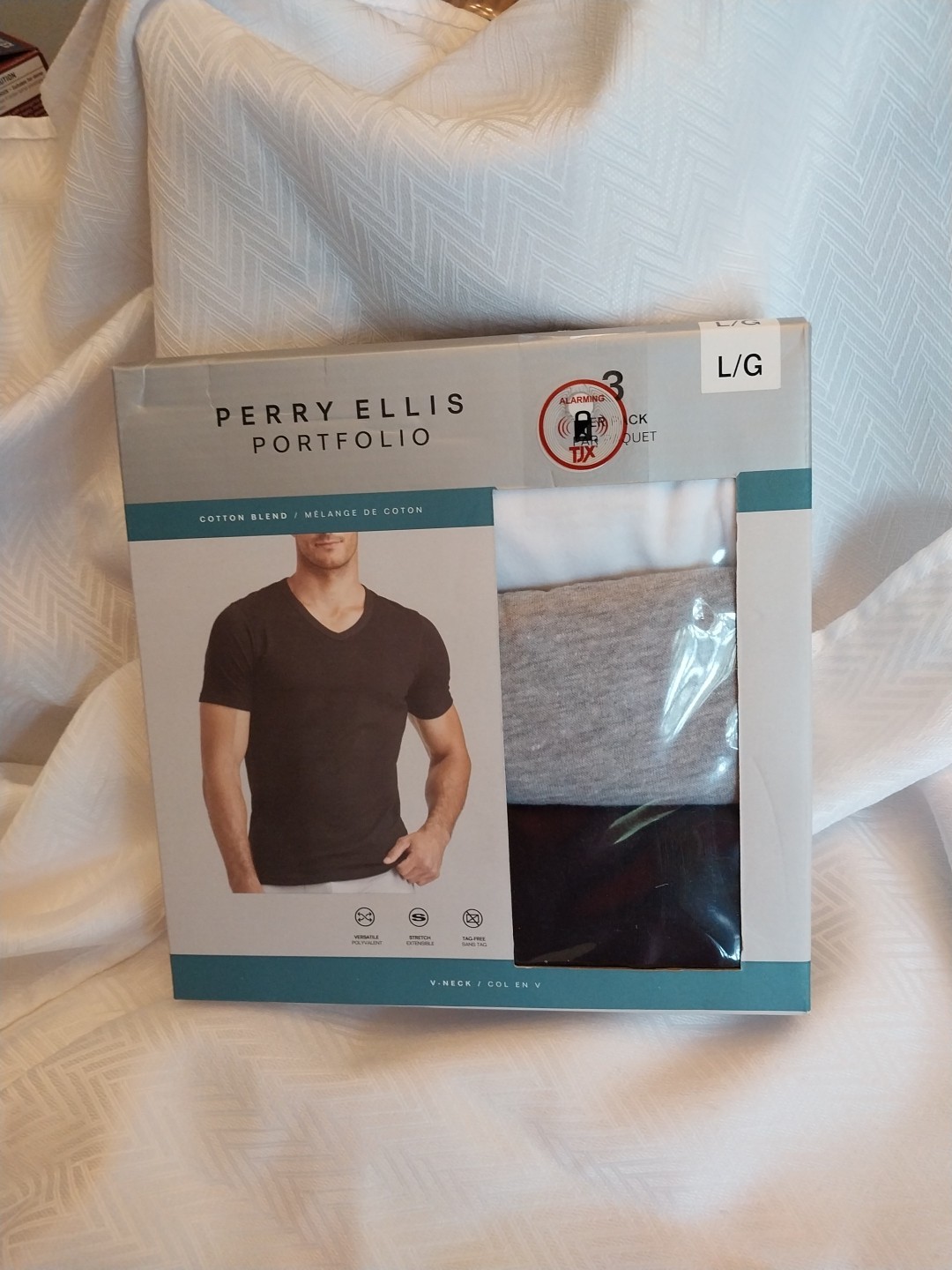 Perry Ellis Portfolio Large 3 Pack Cotton Blend V-Neck T-Shirts White,Gray,Black gallery