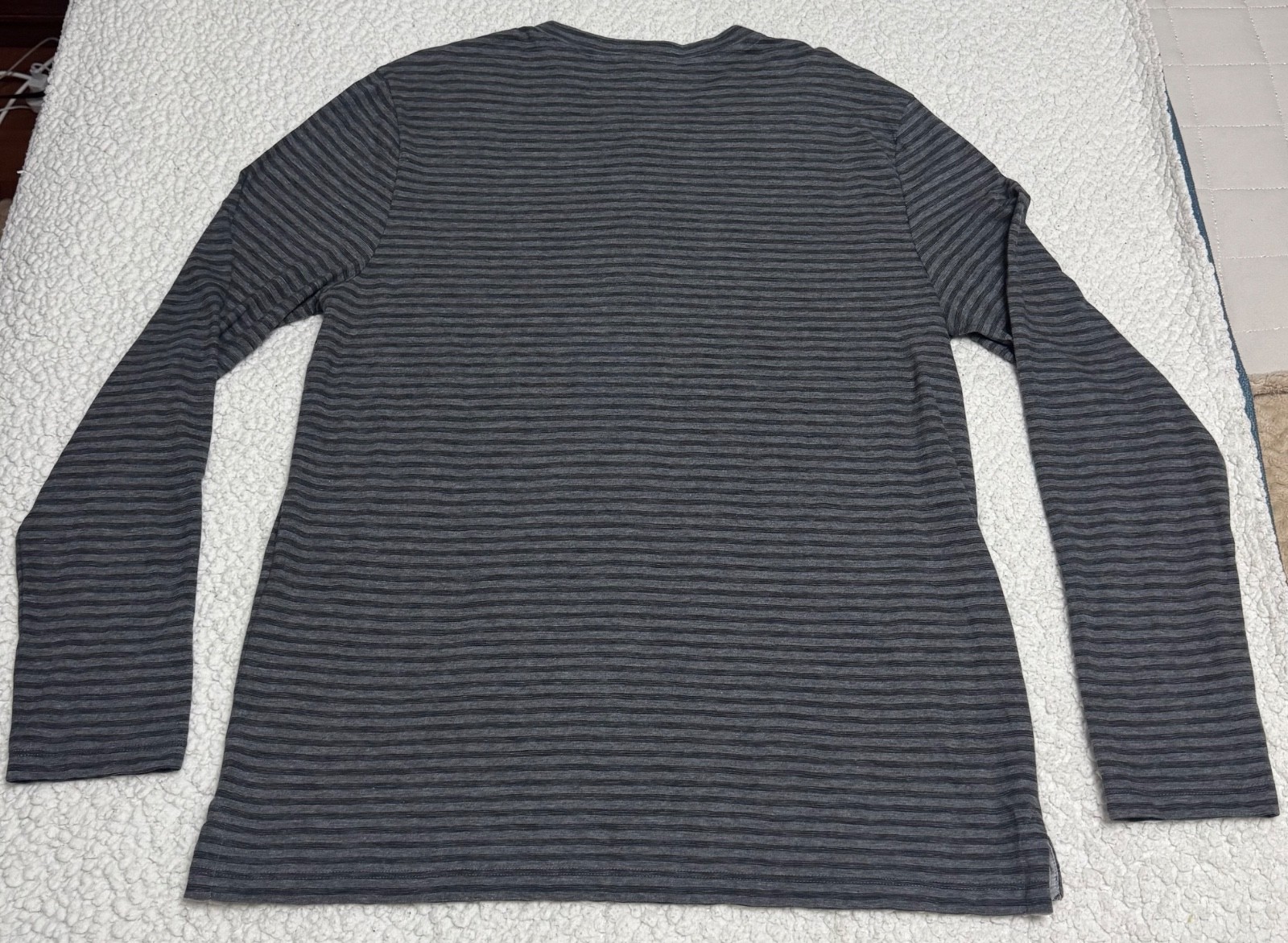 Vince Men's Long Sleeve Henley Striped Tee Gay/Black 100% Pima Cotton Sz L NWOT gallery