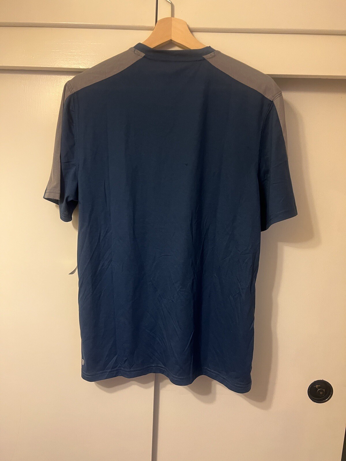 NWT! Z by zella colorblock Trailblaze short sleeve tee gallery