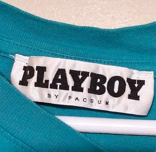 Vintage Playboy Pacsun Heat Wave T Shirt Wavy Print Spell Out Size XL Adult gallery