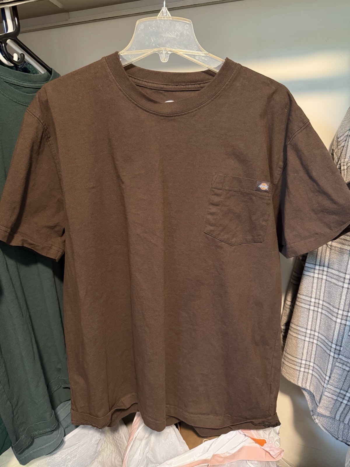 Dickies Men’s Regular XL Brown Crew Neck Pocket Logo Solid Short Sleeve Tee gallery