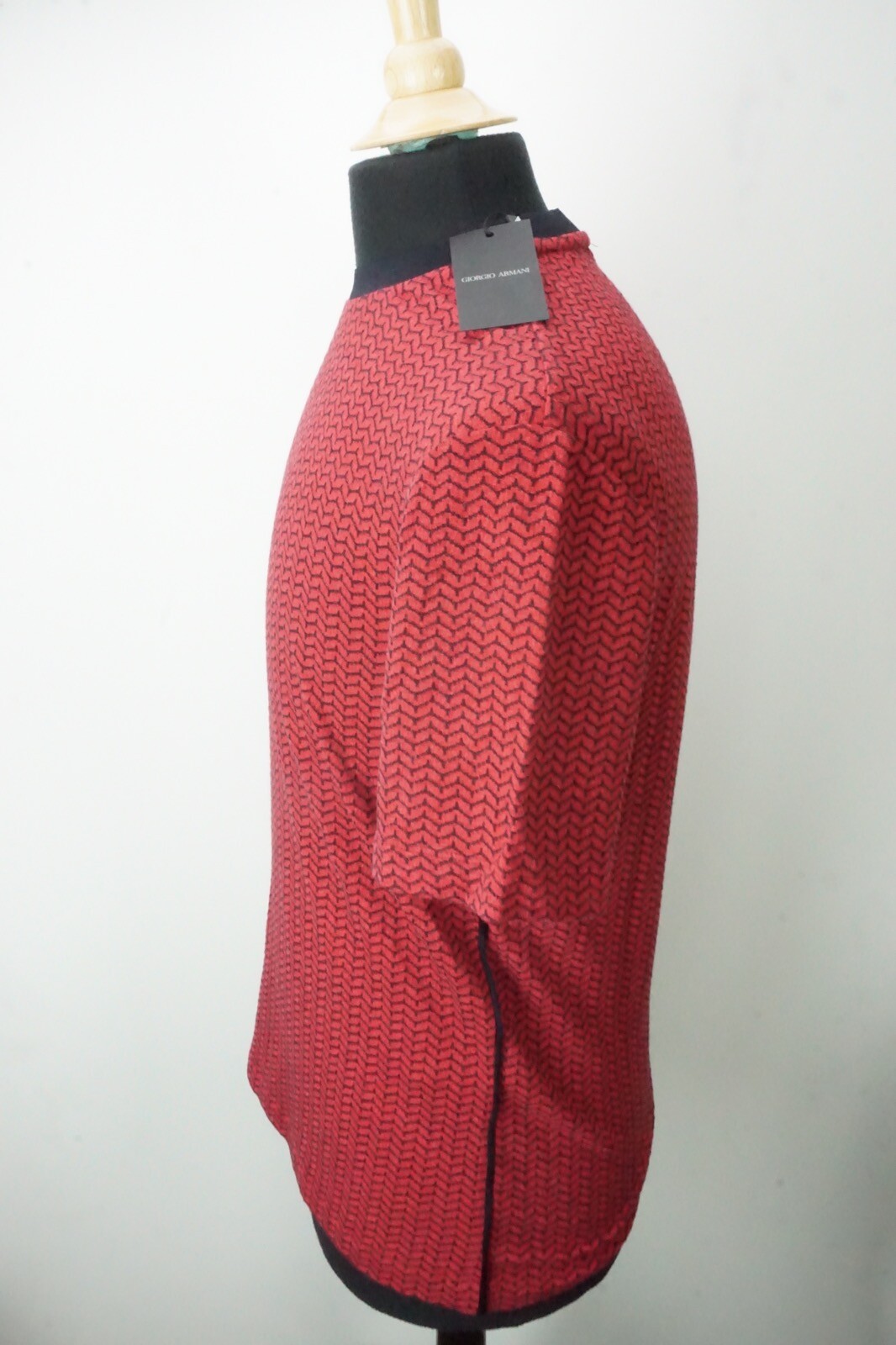Giorgio Armani Black Label Red Black Woven Polyamide Blend T Shirt 48 NEW gallery