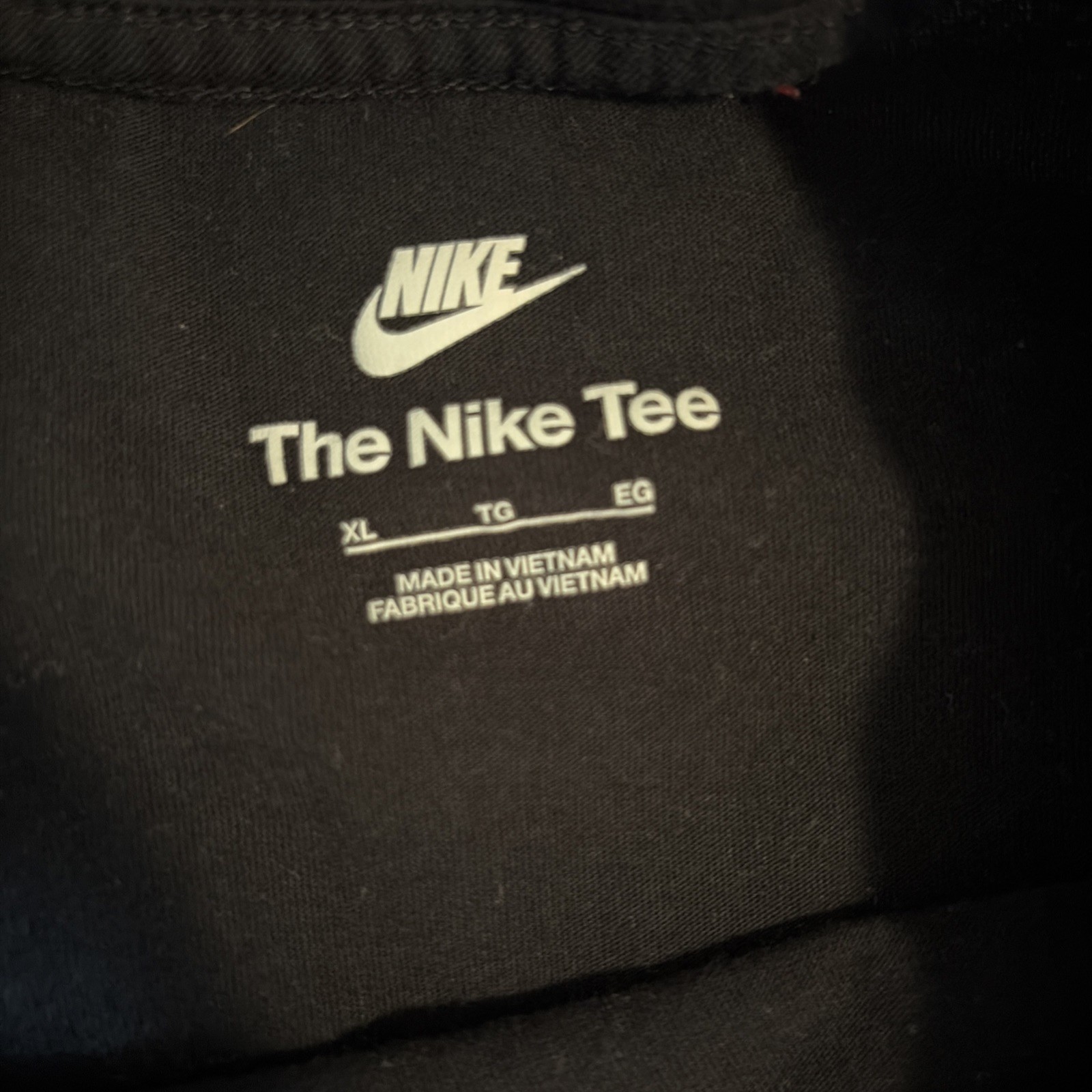 Nike The Nike Tee Men's Black Cotton XL Short Sleeve Crew Neck T-Shirt gallery
