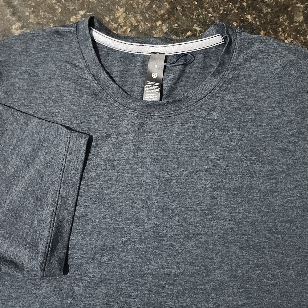 Lululemon 5 Year Basic Tee Shirt Stretch Performance Gym Exercise Athleisure