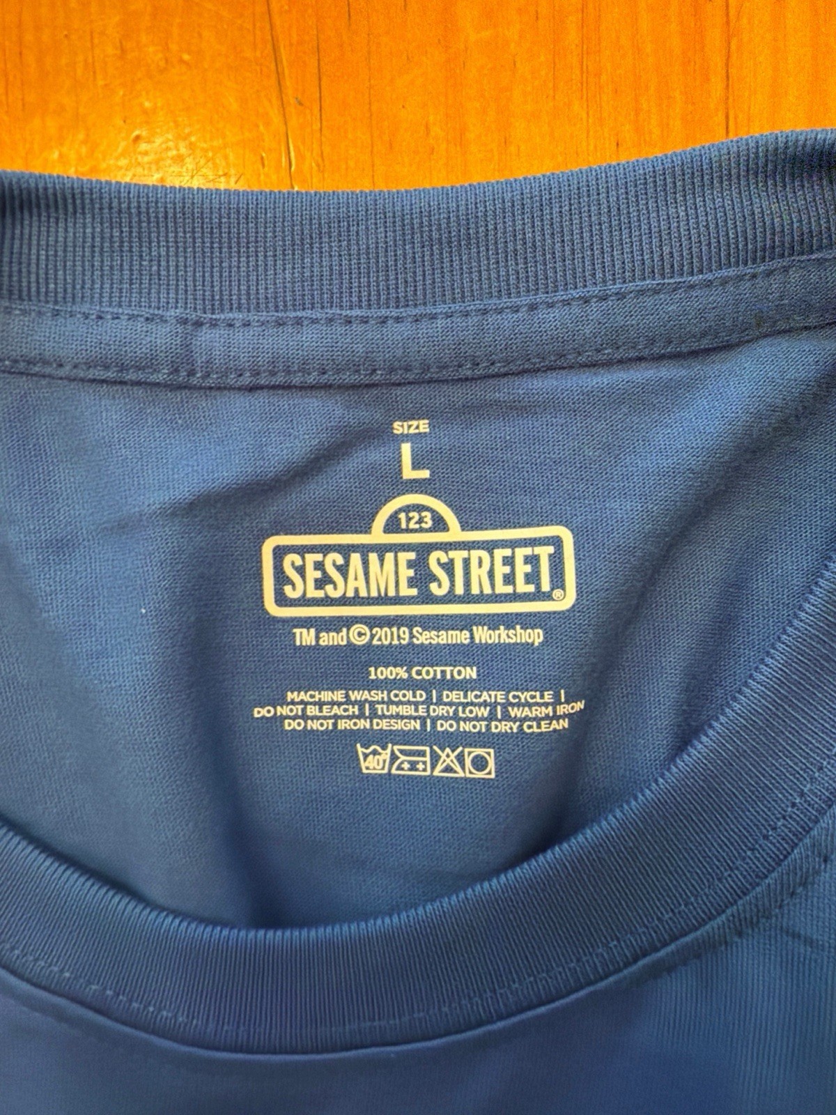 Rare Sesame Street "Singlish" Slang Graphic Tee Large New gallery