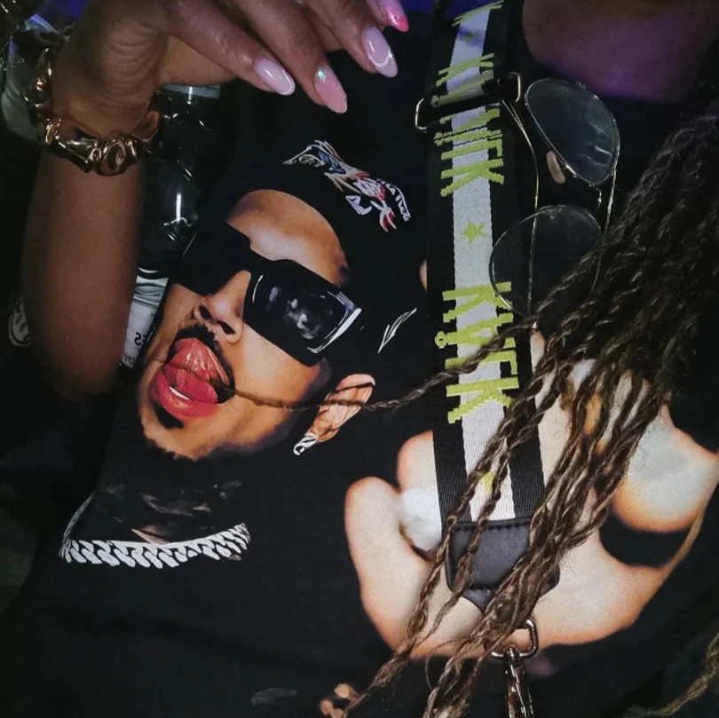 Chris Brown Finger Vintage Boxy Shirt oversized streetwear y2k breezy bowl gallery