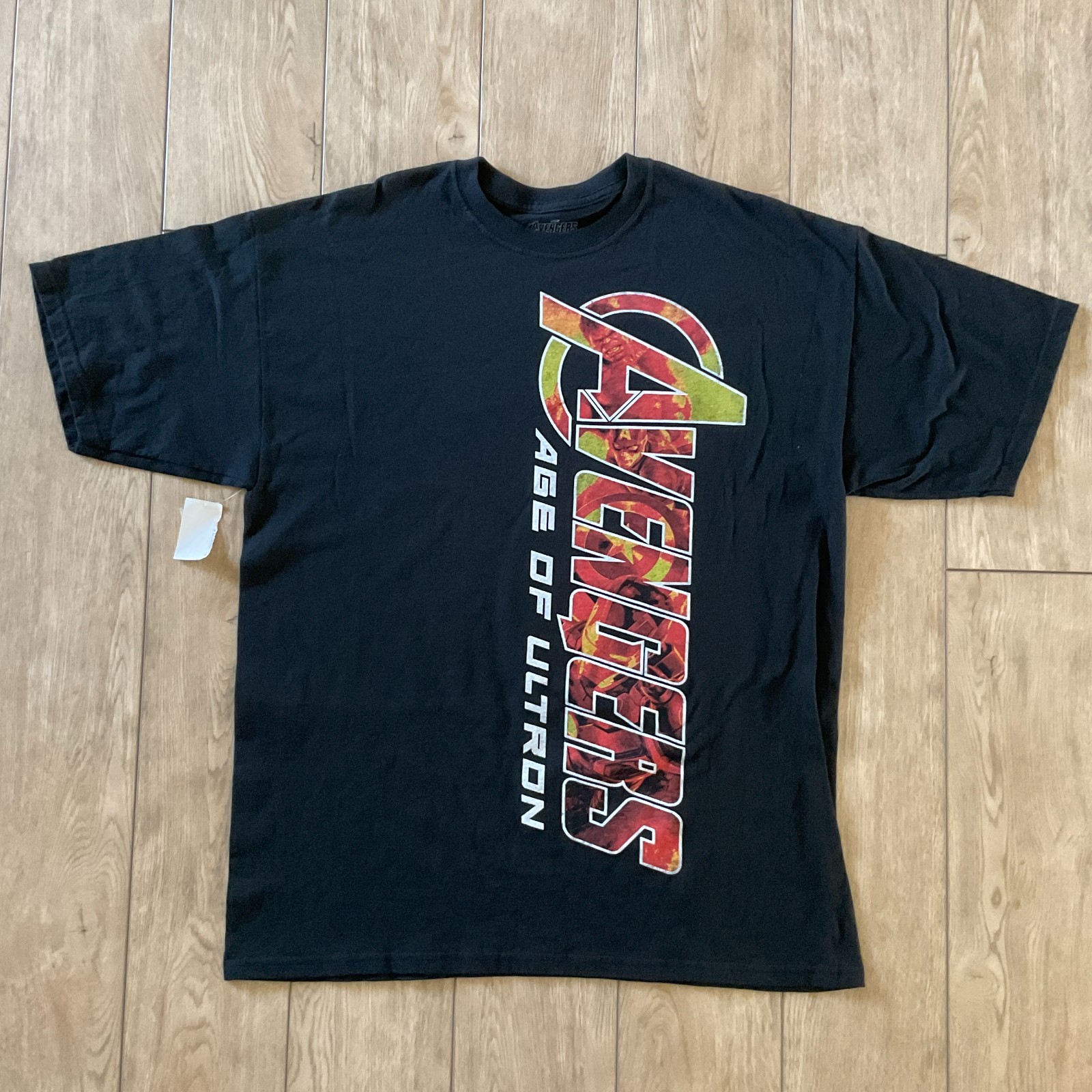 Avengers Age Of Ultron Short Sleeve XL T-Shirt Marvel Comics Movie Characters gallery