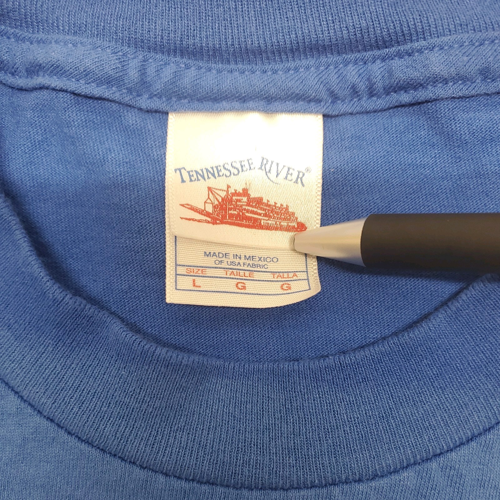 Vintage "Don't Drink Water. Fish Breed In It." Novelty Funny Blue T-Shirt Size L gallery