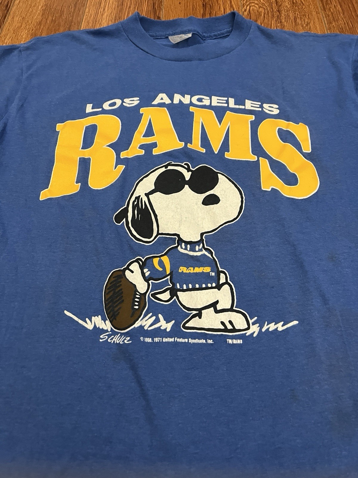 ARTEX Vintage Snoopy Rams Blue Graphic Short Sleeve Tee Shirt 1971 Medium *read* gallery