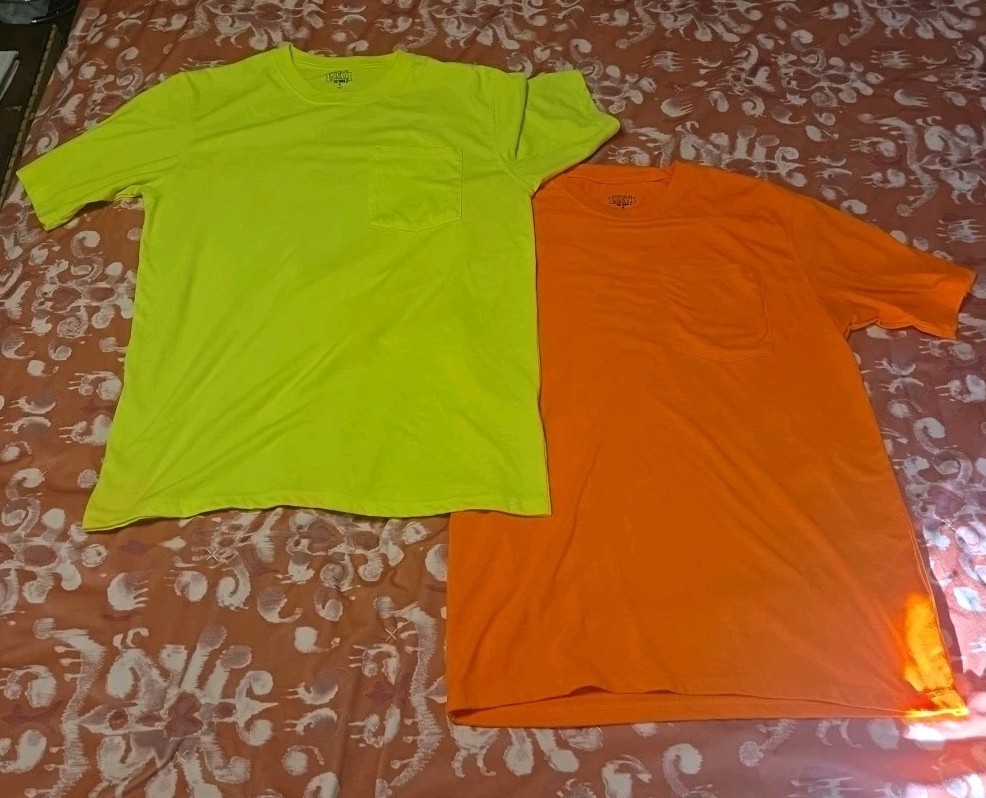 2 KEY MEN'S HI VIS YELLOW & ORANGE SAFETY T-SHIRTS Size MED gallery