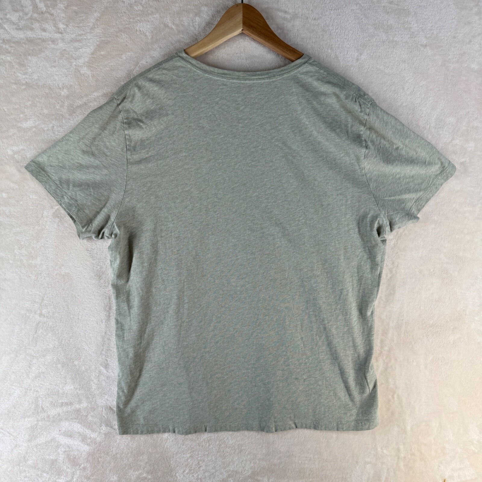 Banana Republic Men's Size XL Solid Green Cotton Short Sleeve Fitted Vee gallery
