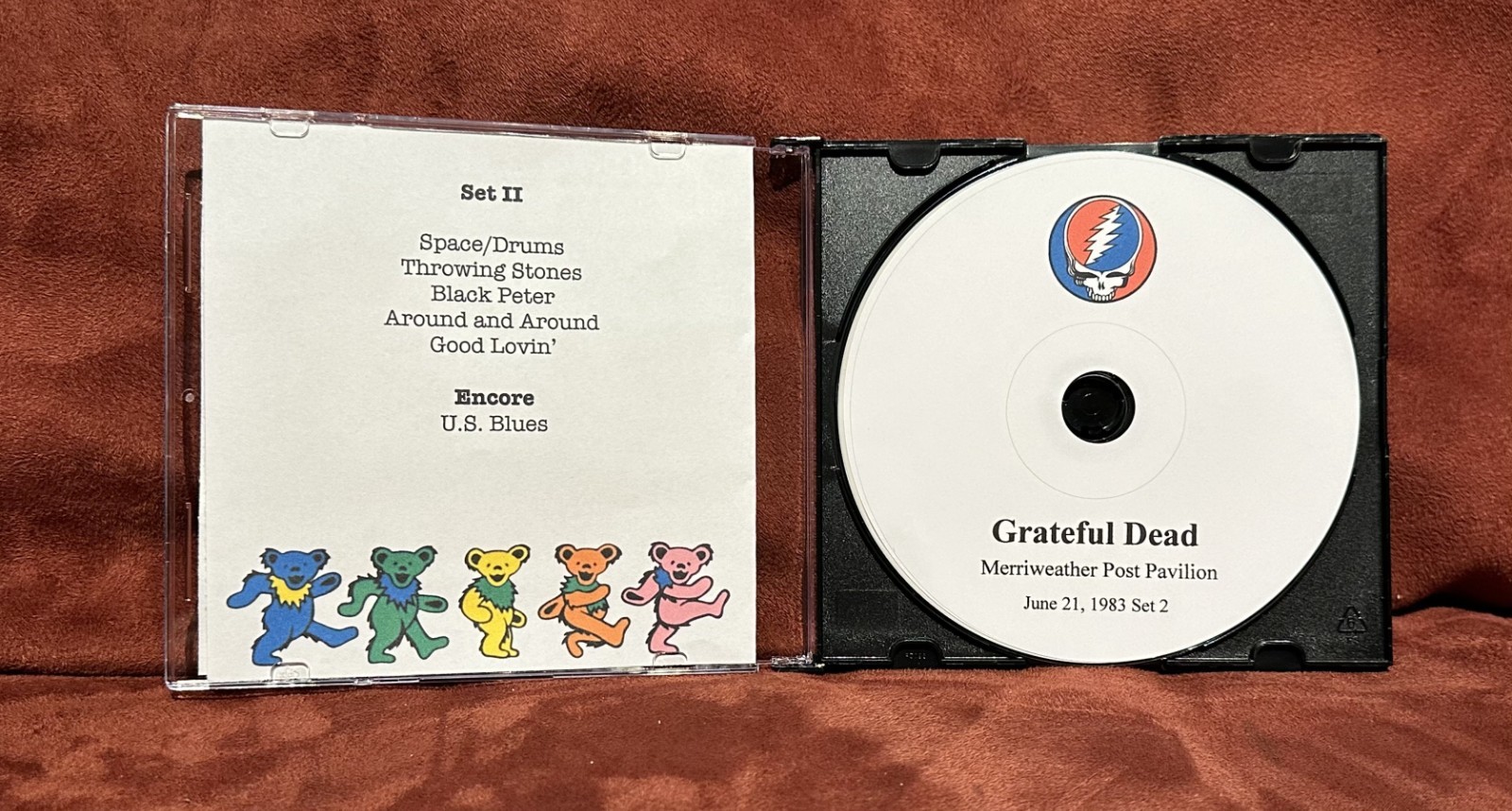 Grateful Dead complete show – Merriweather Post Pavilion 6-21-83 3 CDs