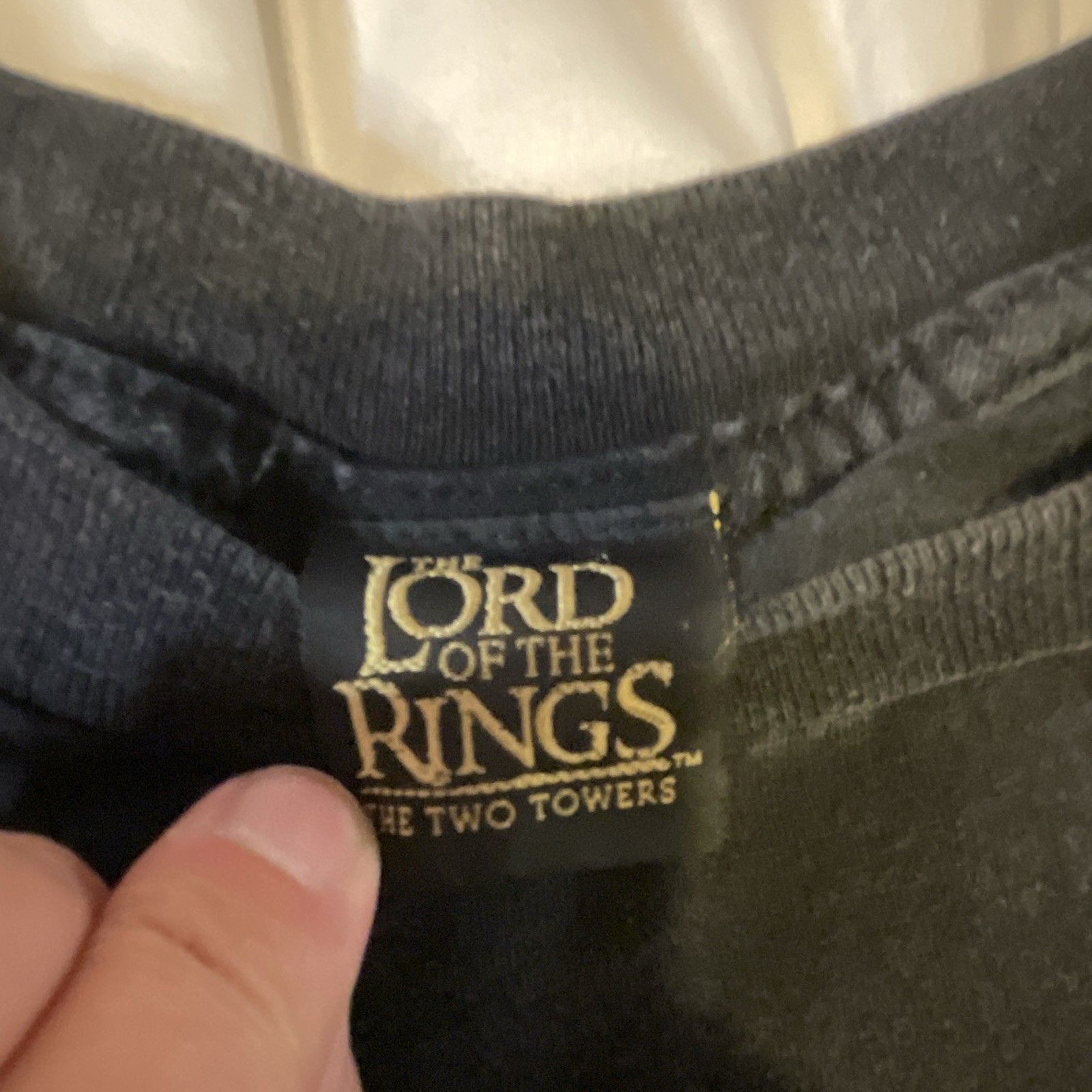 Vintage LOTR Two Towers 2002 LG T-Shirt 2 Sided Black Print gallery