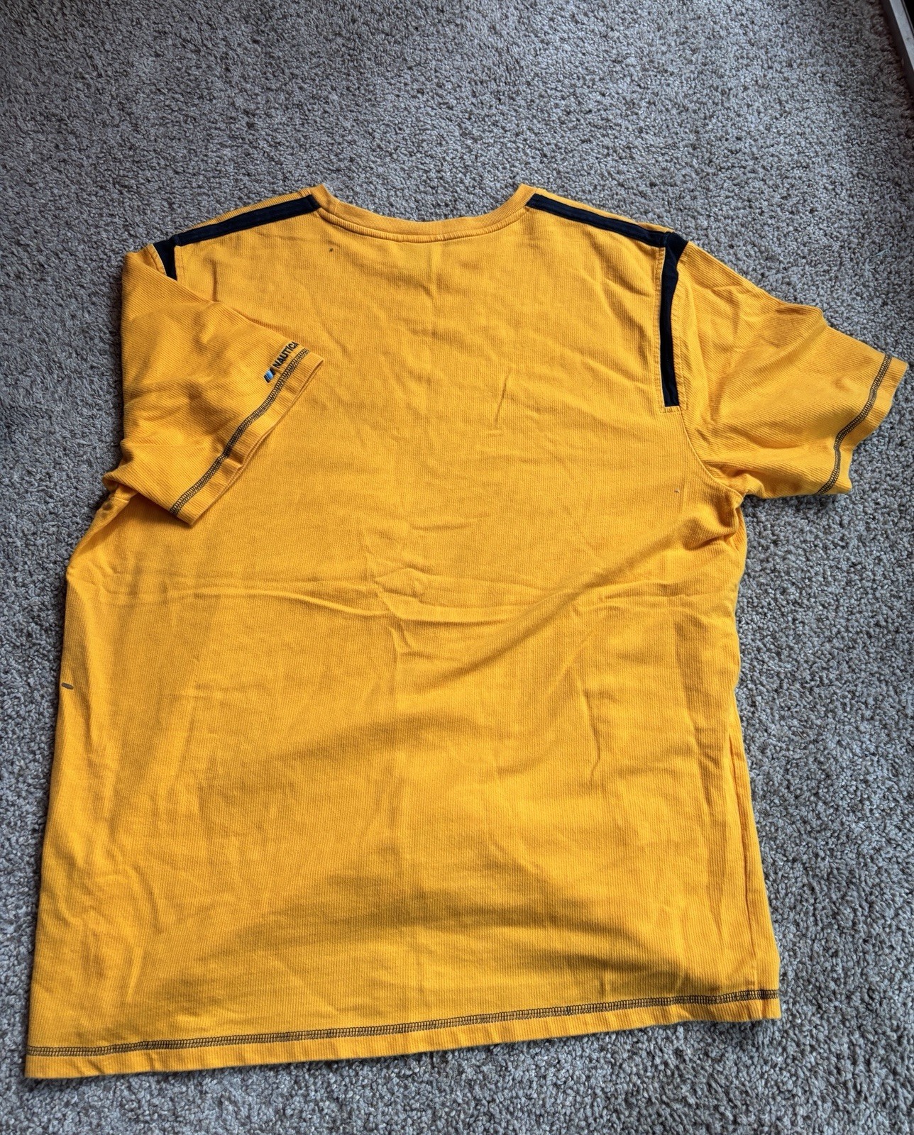 Heavyweight Nautica Jeans Company Yellow Solid Crew Neck Short Sleeve Tee L gallery