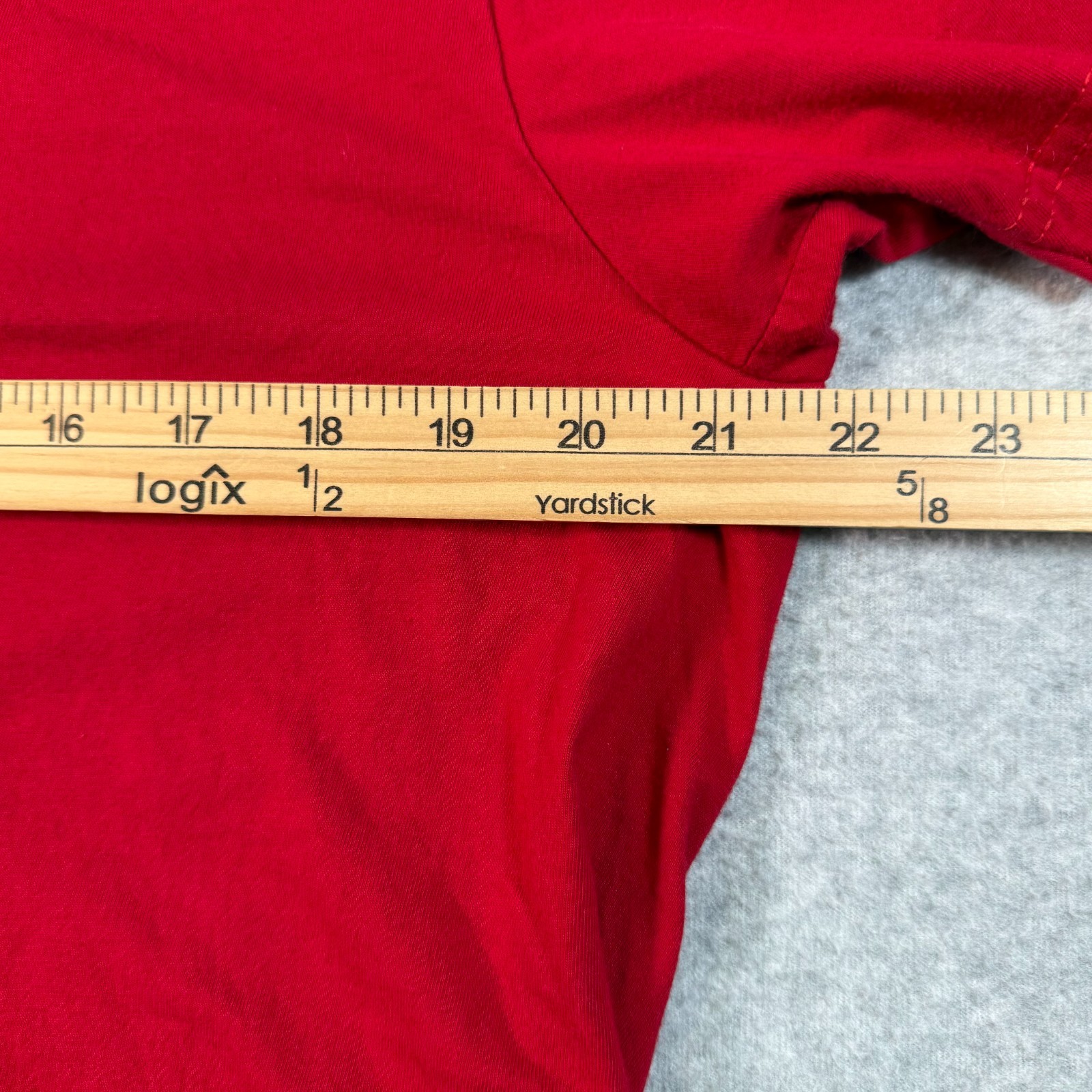 Apple Mac T-Shirt Red Sz M Cotton Official Staff Computer Macintosh Made in USA gallery