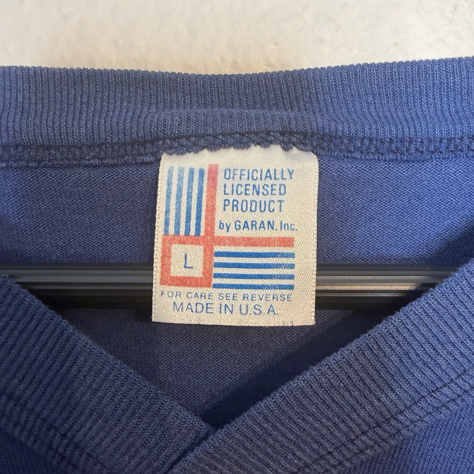 Vintage 3/4 Length Sleeve Navy New York Giants V-Neck T-Shirt - Large gallery