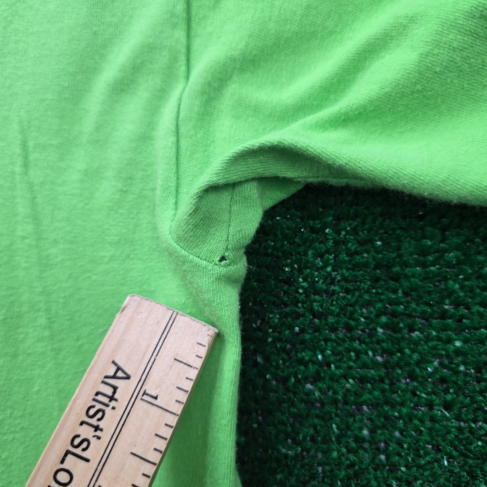 Reel Legends Tshirt Mens Medium Green Fishing Fish Lure Outdoors Graphic gallery