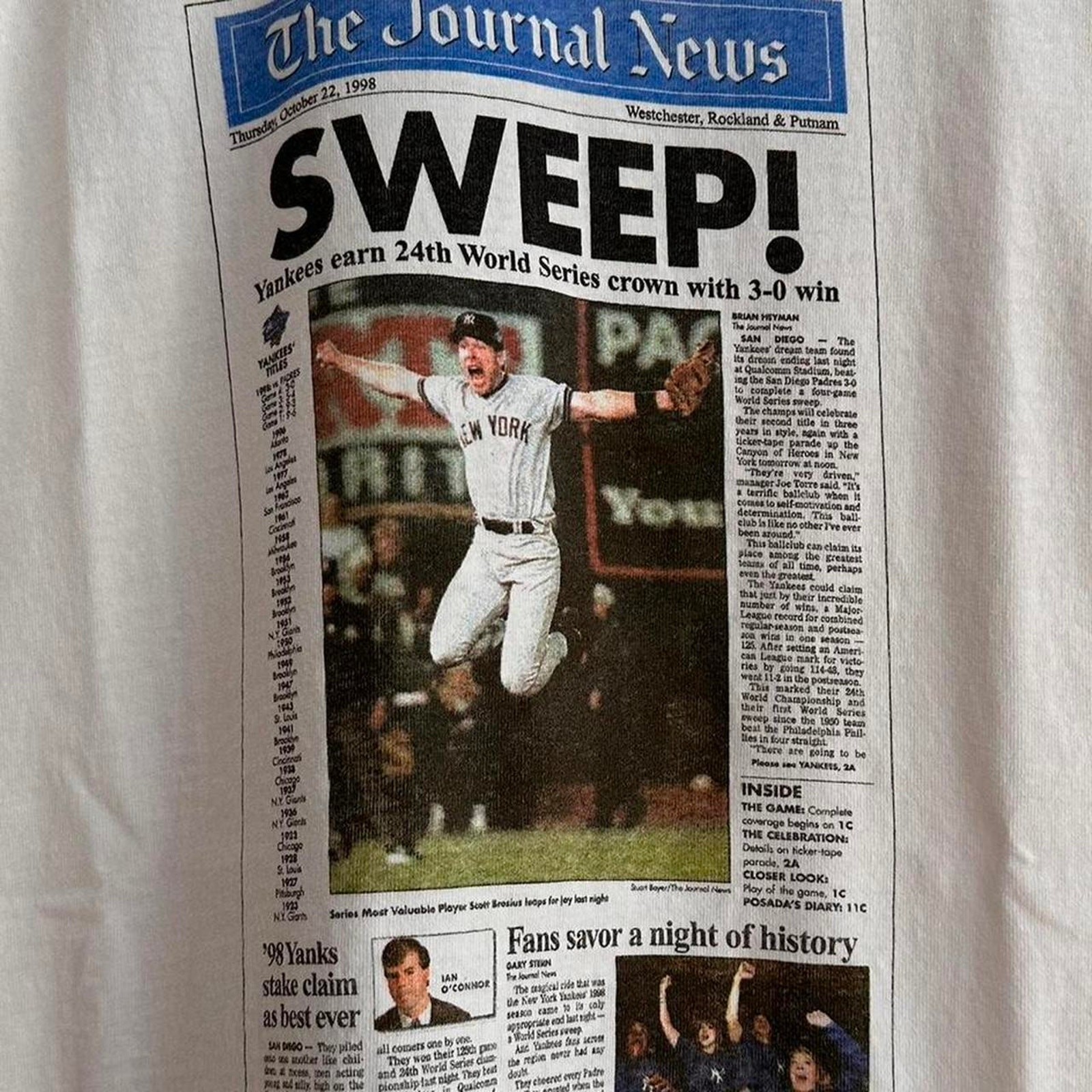 Vintage 1998 New York Yankees News Paper Shirt Size XL gallery