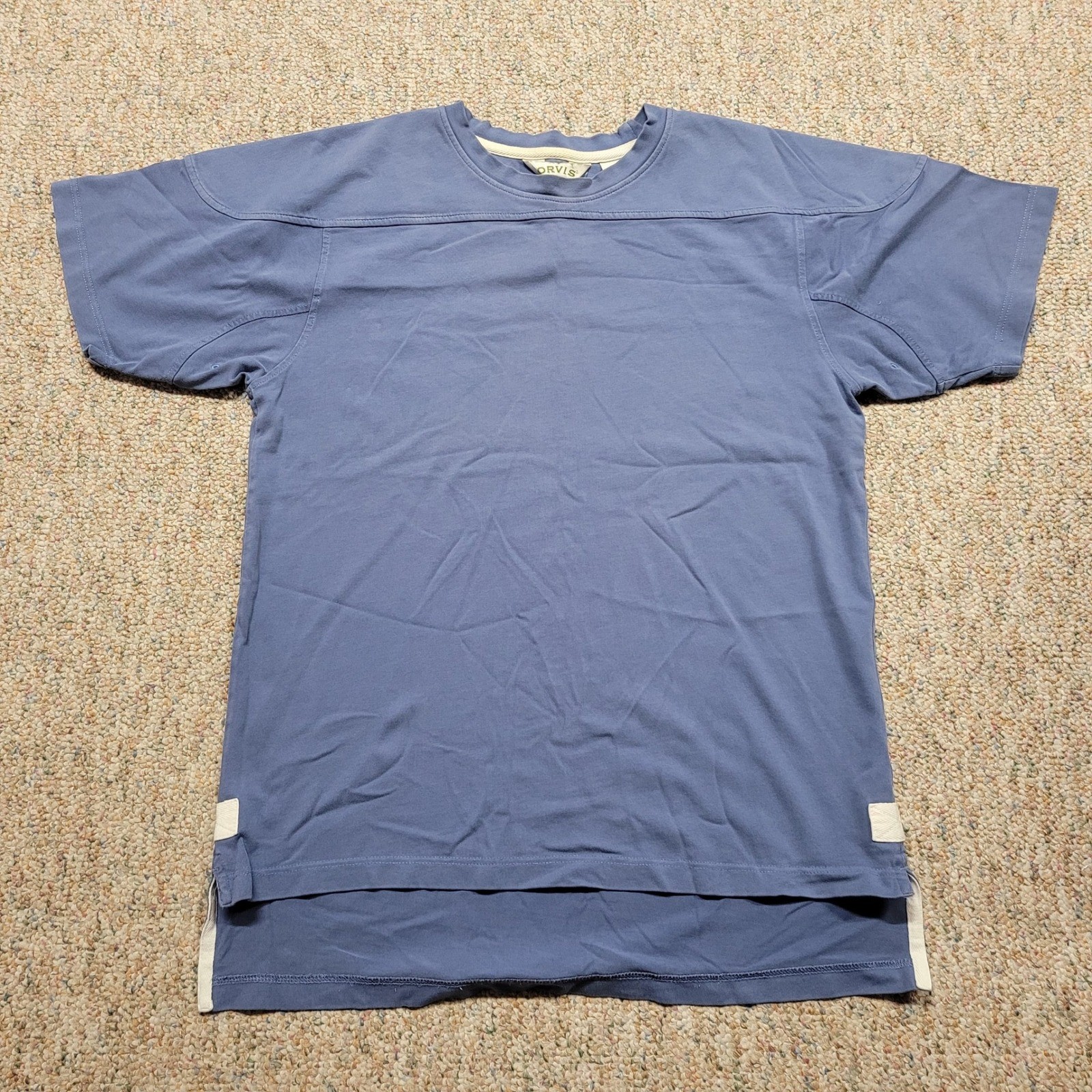 Orvis T-Shirt Mens Medium Blue Short Sleeve Cotton Football Yoke Drop Hem Tee