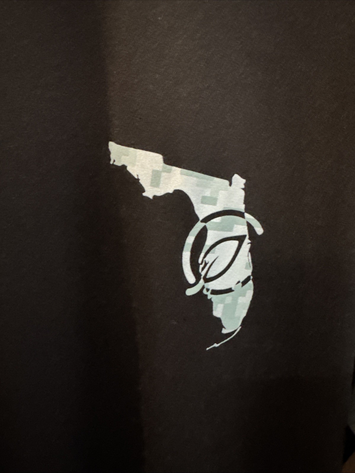 Quick Dry 420 Camo Florida Curaleaf Tshirt Size Small gallery